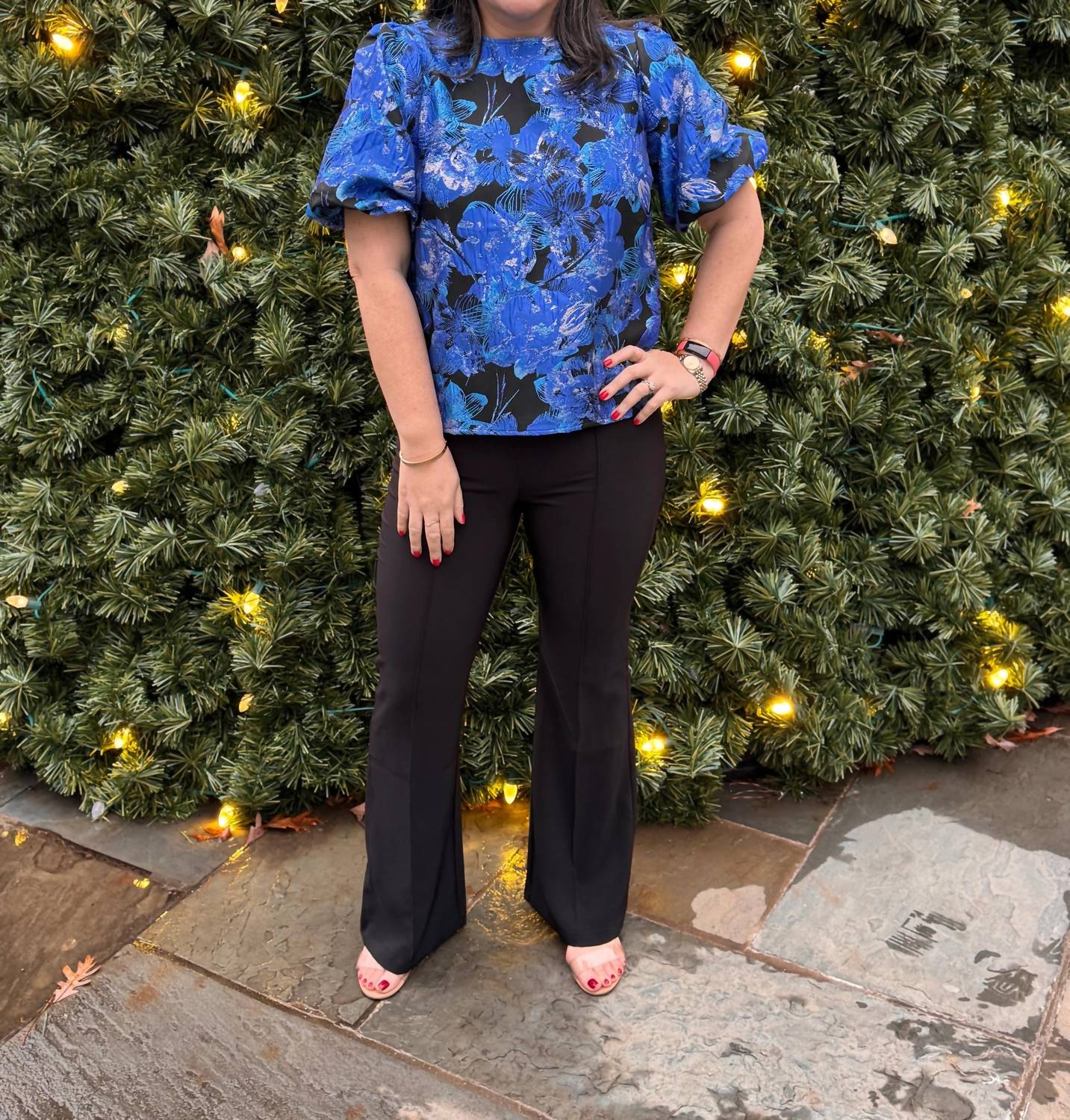 Fate - Bold Floral Jacquard Fabric Short Puff Sleeve Top