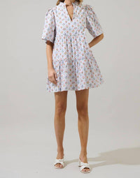 Sugarlips - Lara Floral Dixie Split Neck Shift Dress