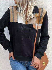 Unishe - Color Block Textured Long Sleeve Sweatshirt