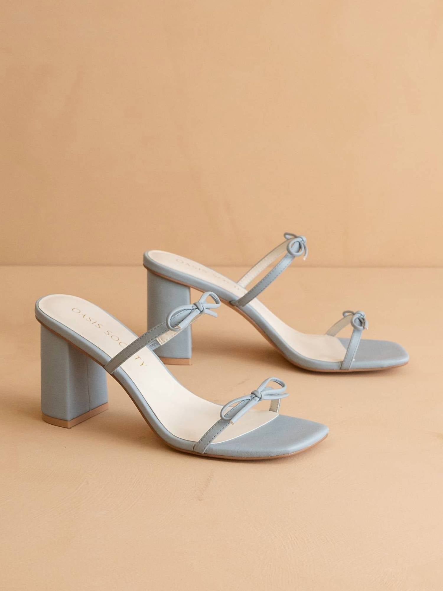 Oasis Society - Women's Wendy Double Strap Bow Heel