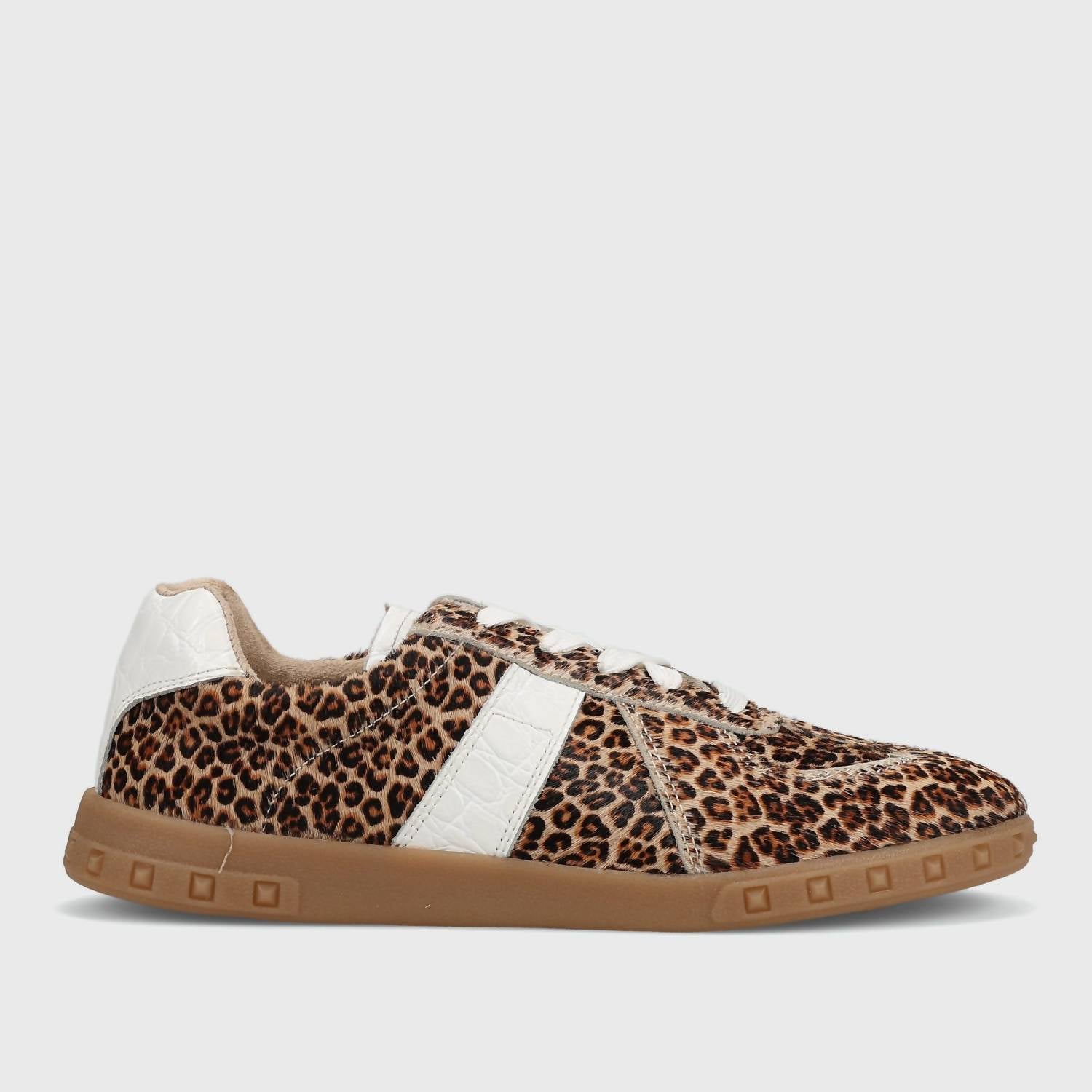 Vaneli - Women's Penny Lace-up Sneaker