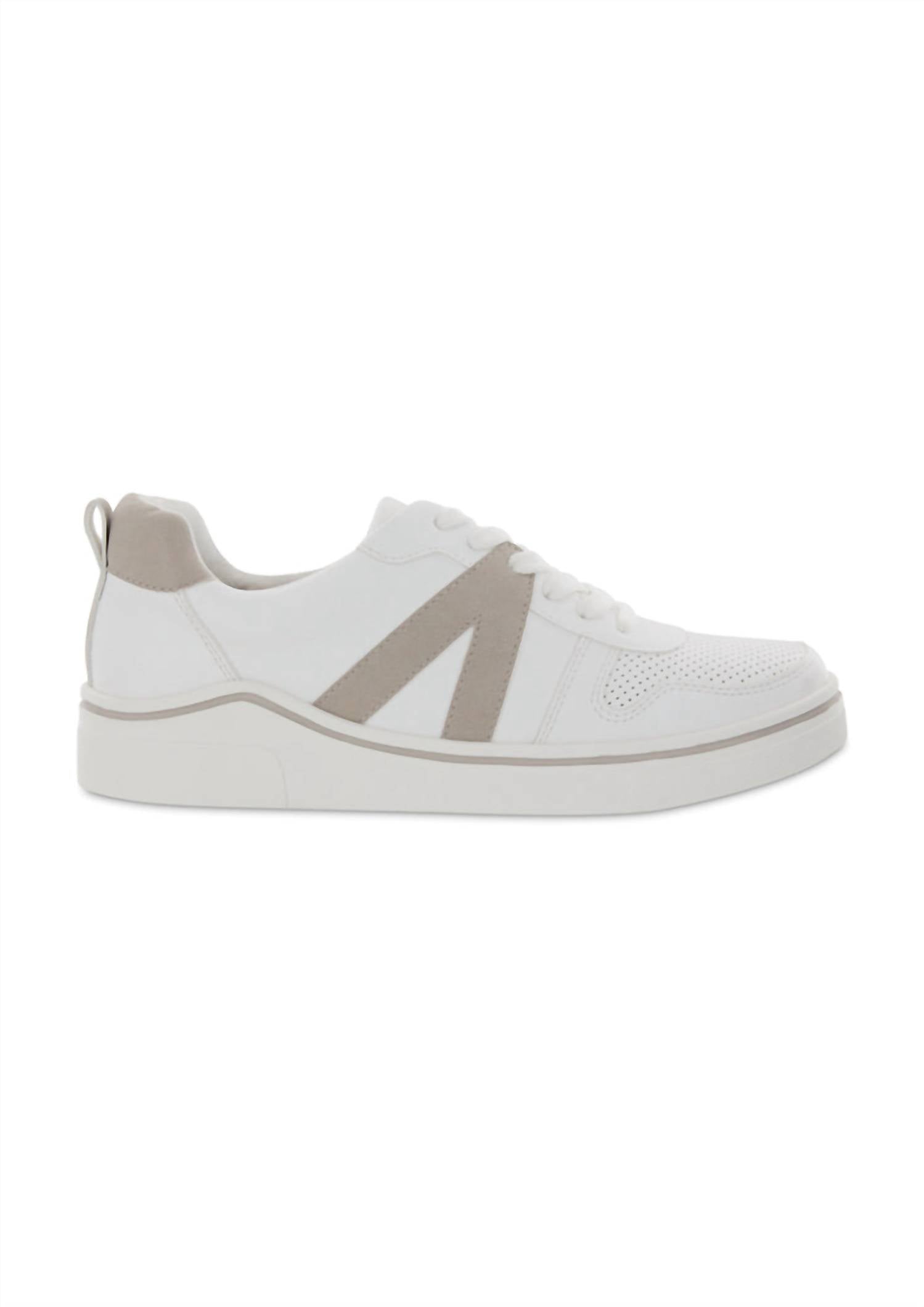 Mia - Women's Alta Lace-up Sneaker