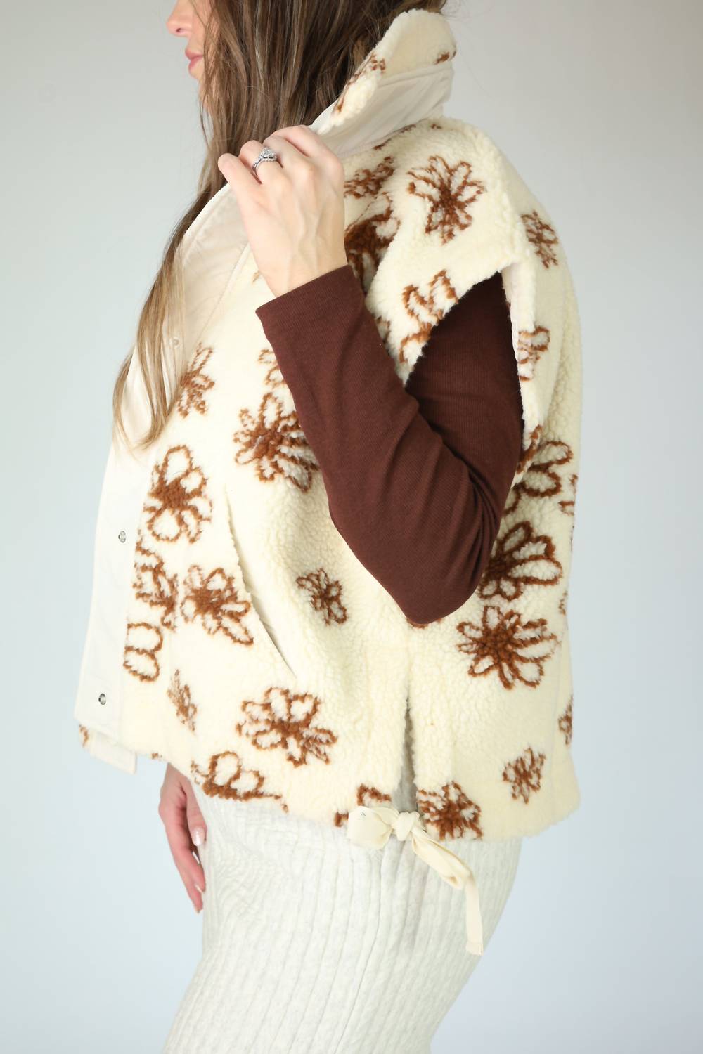 So Me Shaylie Floral Sherpa Vest in beige - women's jacket - alternate view