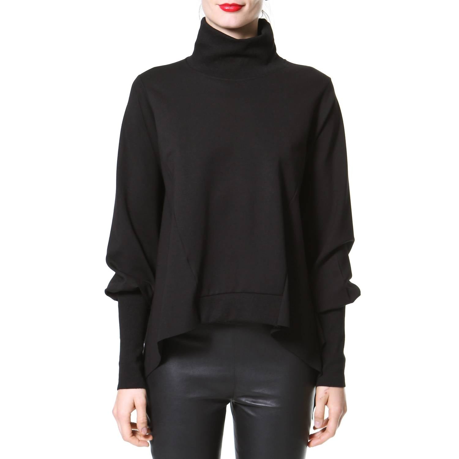 DOLMAN SLEEVE KNIT TOP