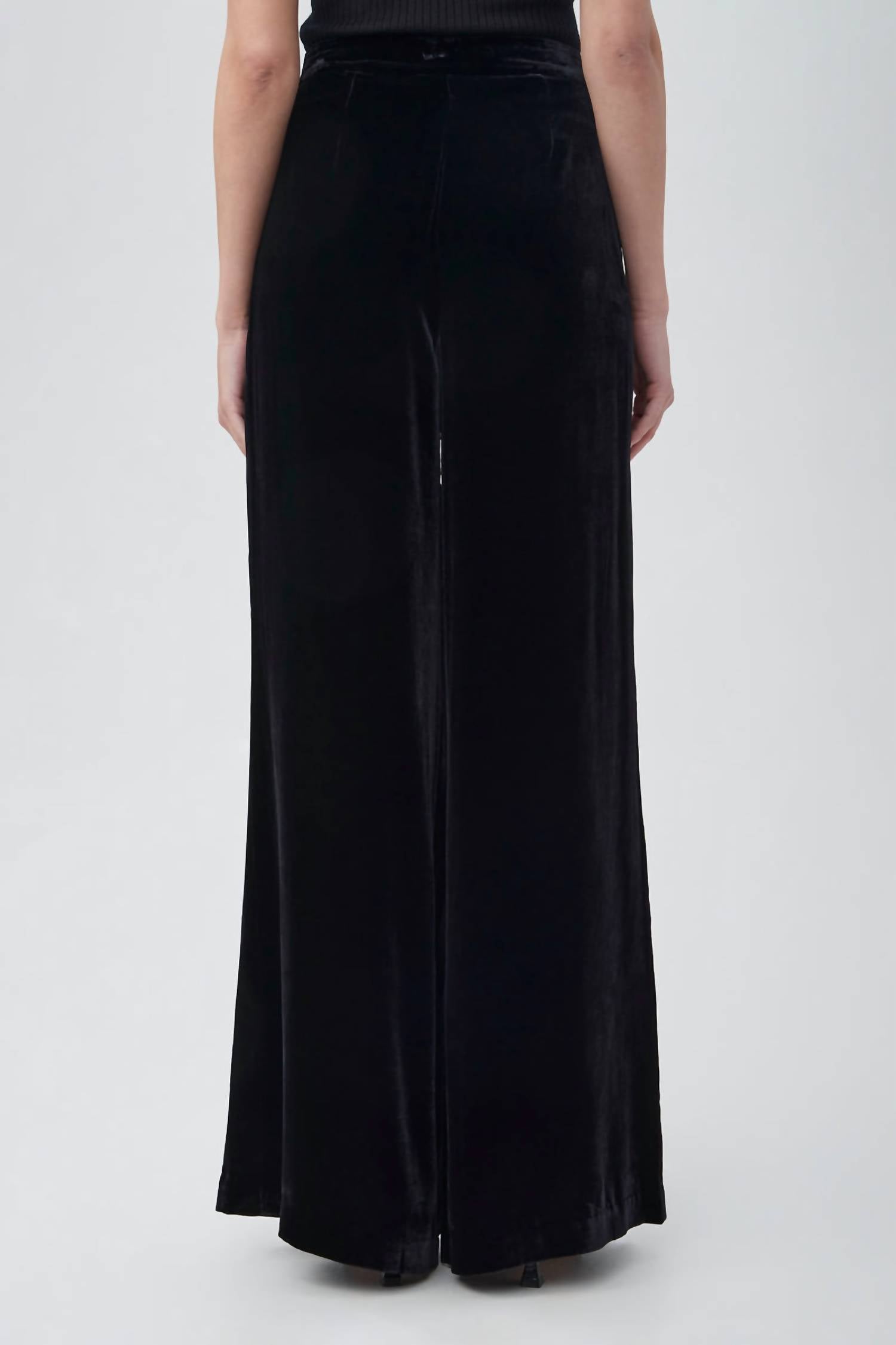 Trina Turk - Trina Turk Saige Pant in Black