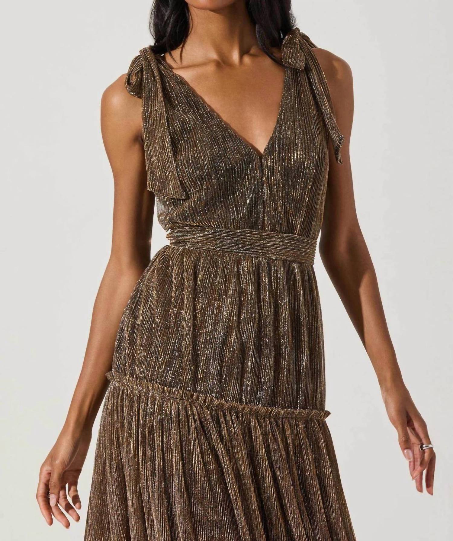 Astr - Desma Metallic V-neck Maxi Dress