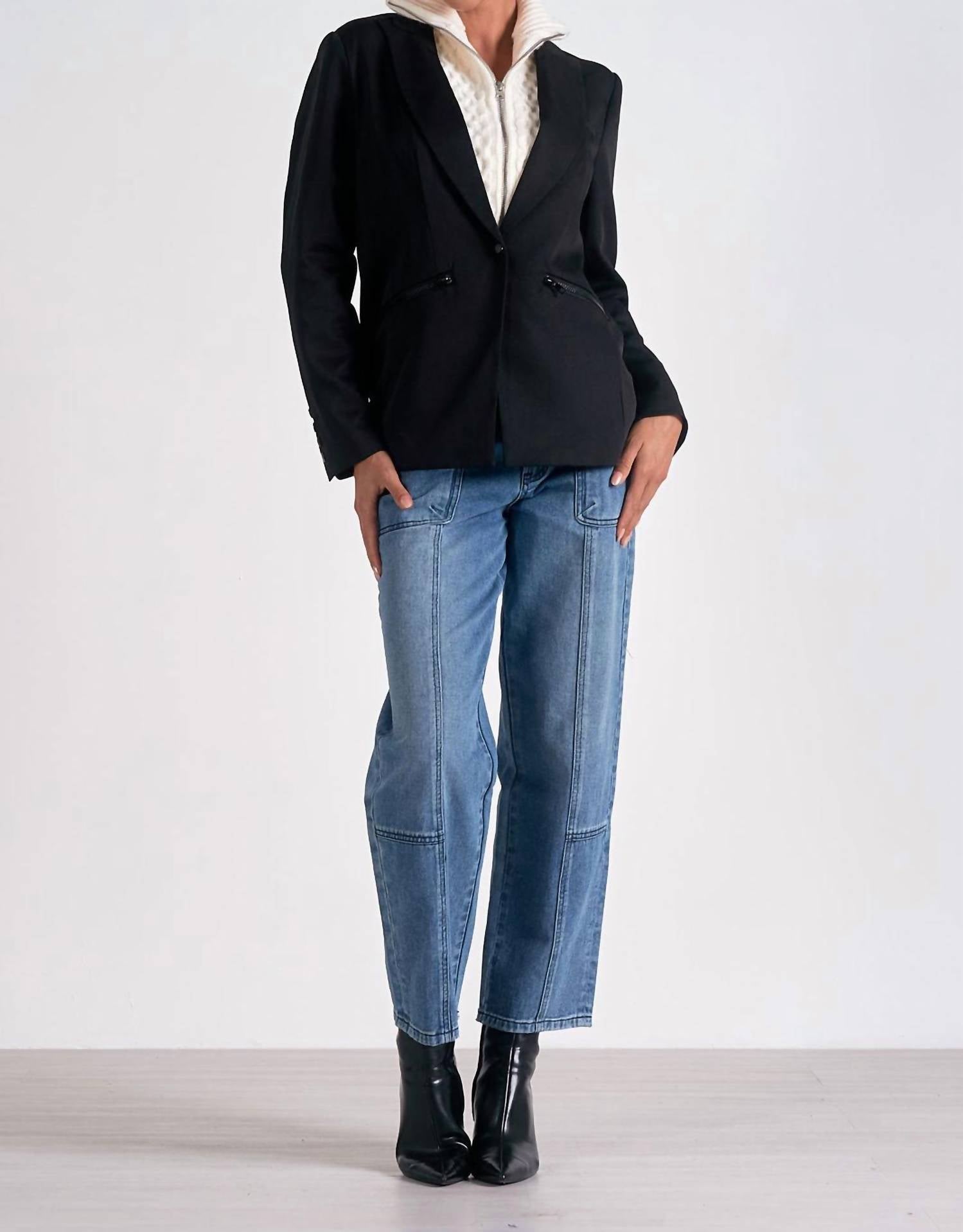 ELAN Celine Blazer-sweater in black - women's jacket - detail view