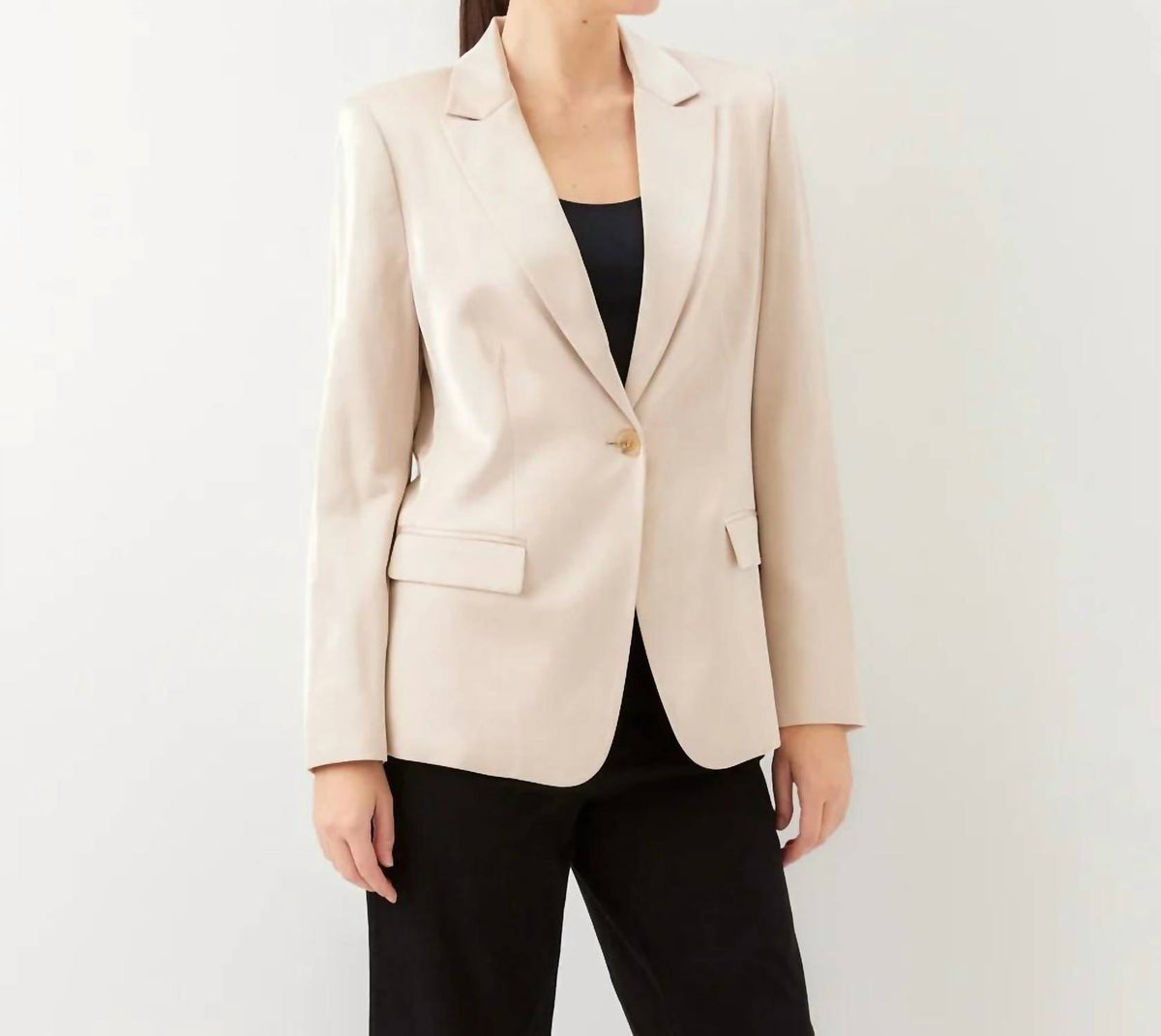 Karen Kane - Tailored Satin Blazer