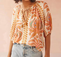 Omika - Isla V-neck Blouse