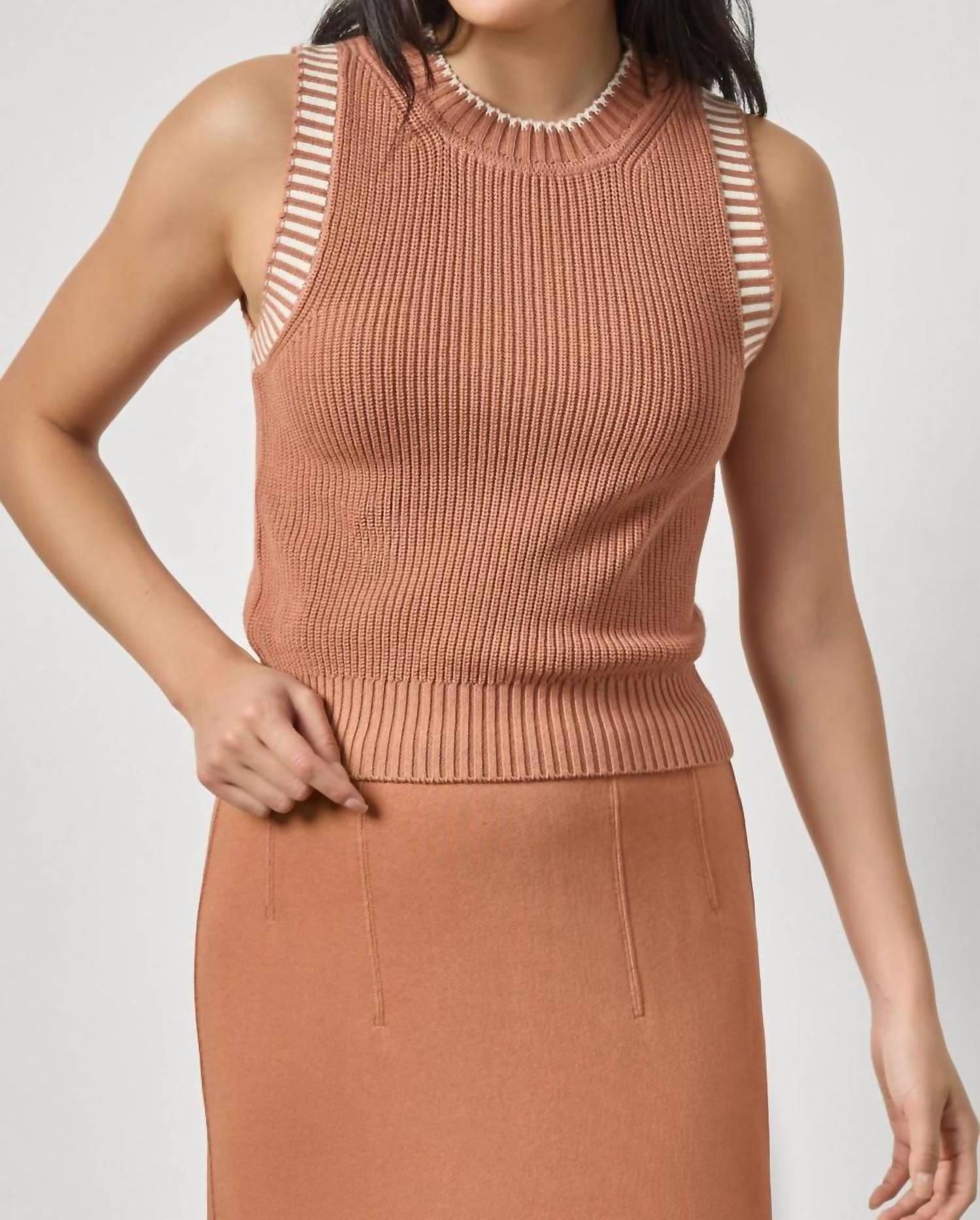 Lilla P - Sleeveless Crewneck Sweater Tank