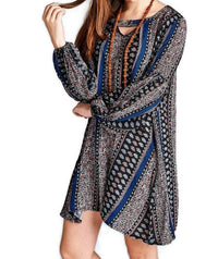 Velzera - Floral Paisley Keyhole Neckline Mini Dress