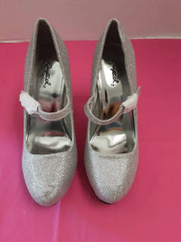 Qupid - Women's Glittery Platform Shoes With Buckle Strap
