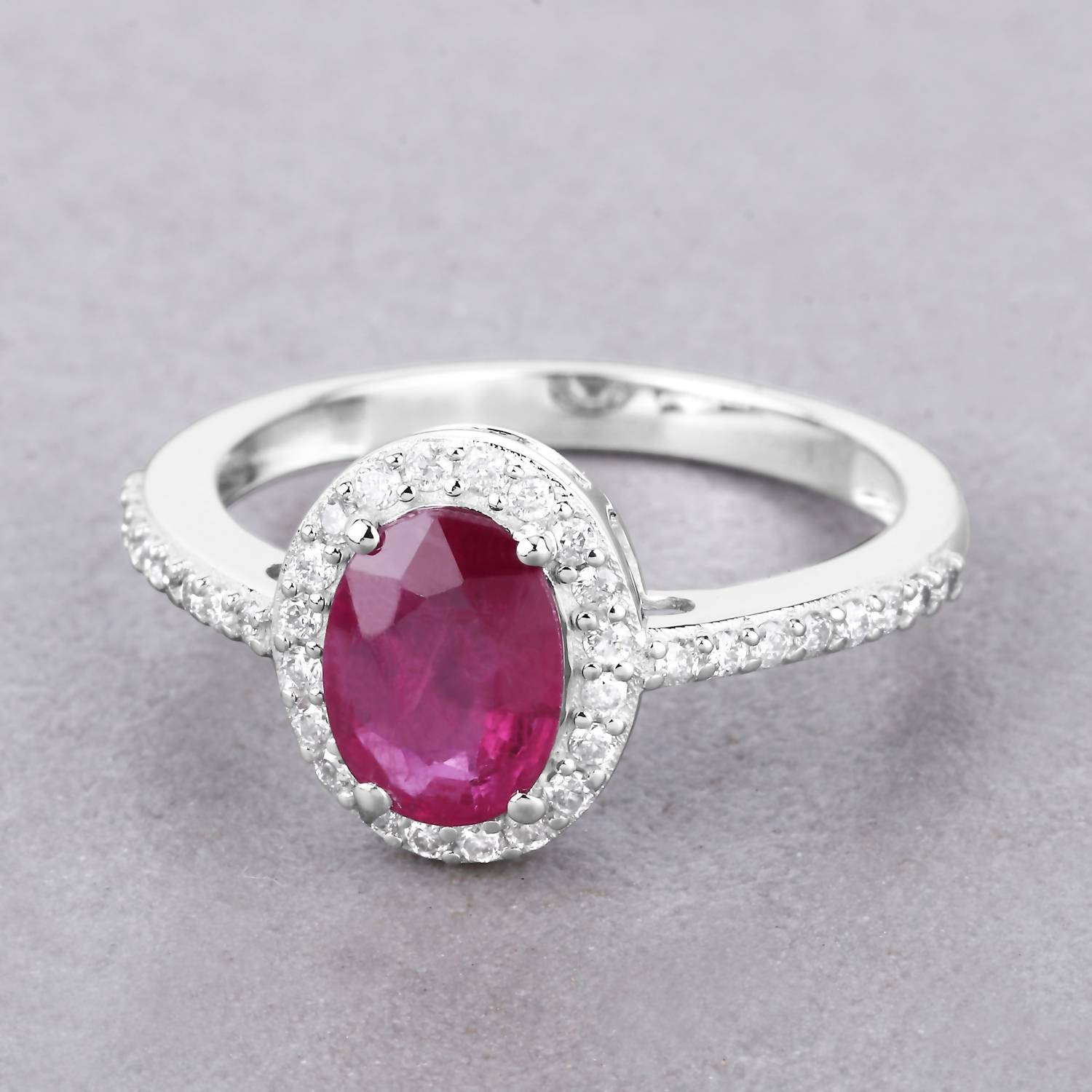 Diana M Jewels - Women's Oval Natural Ruby Fashion Ring (1.73 Ct) - Classic