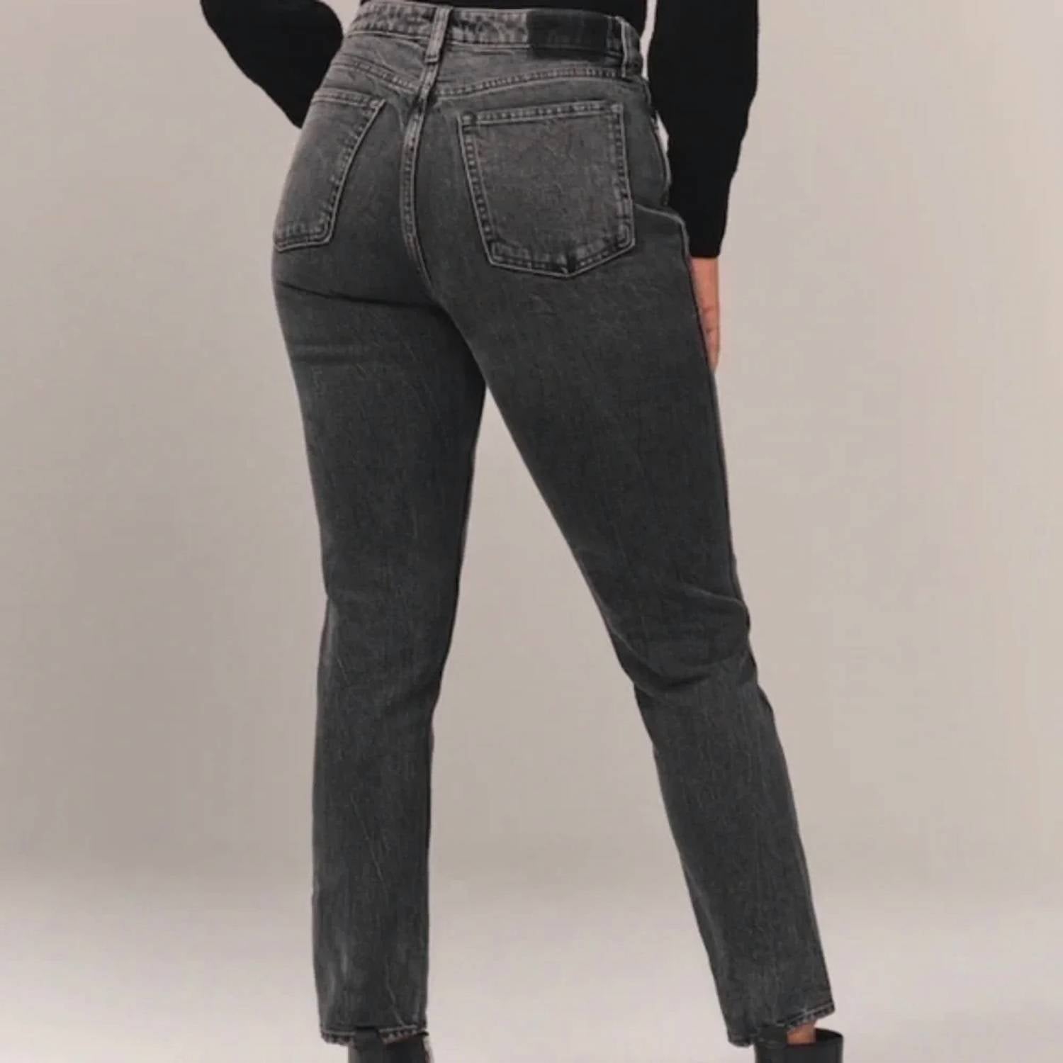 Abercrombie & Fitch - Curve Love High Rise Skinny Jeans