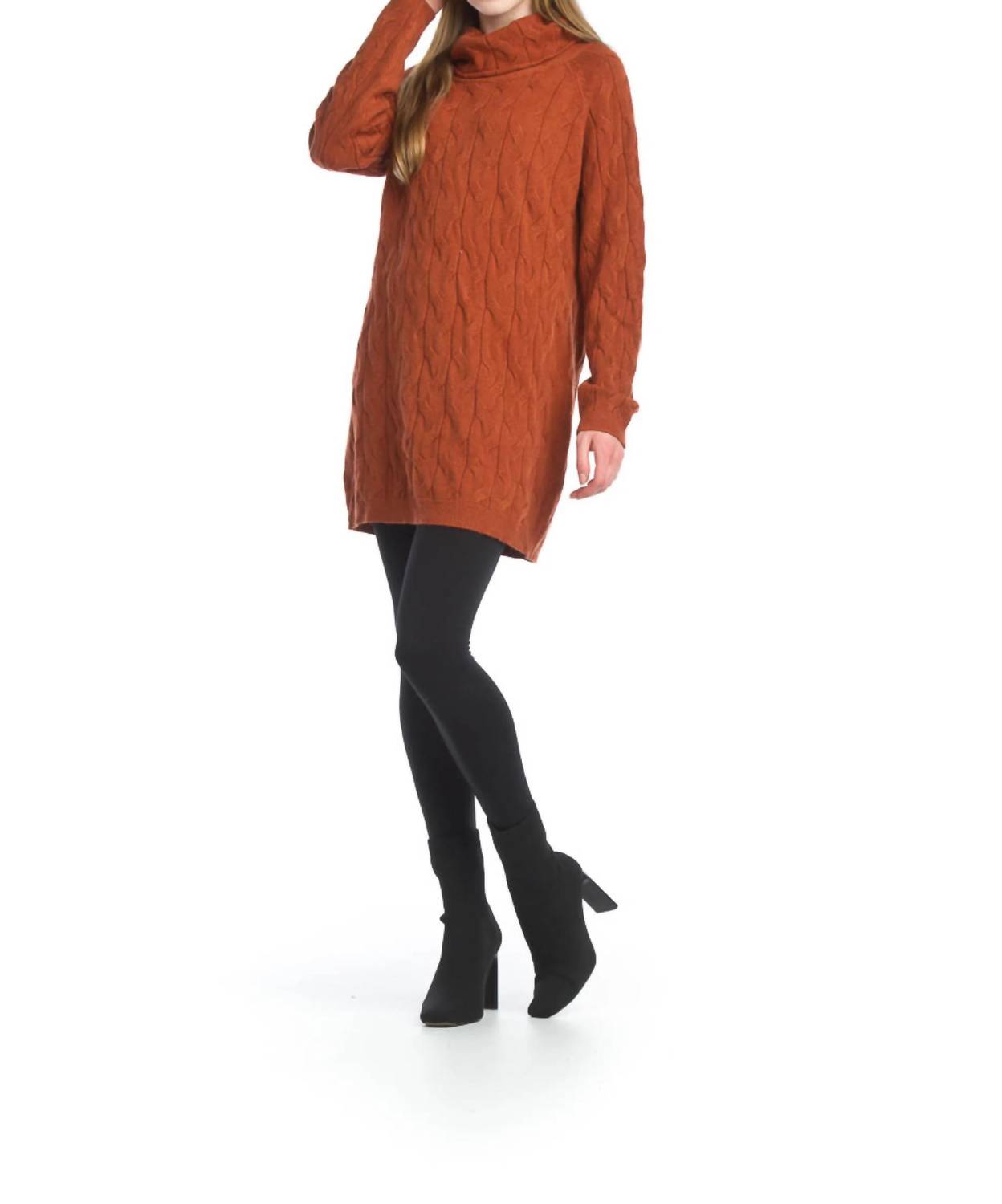 Papillon - Cable Knit Sweater
