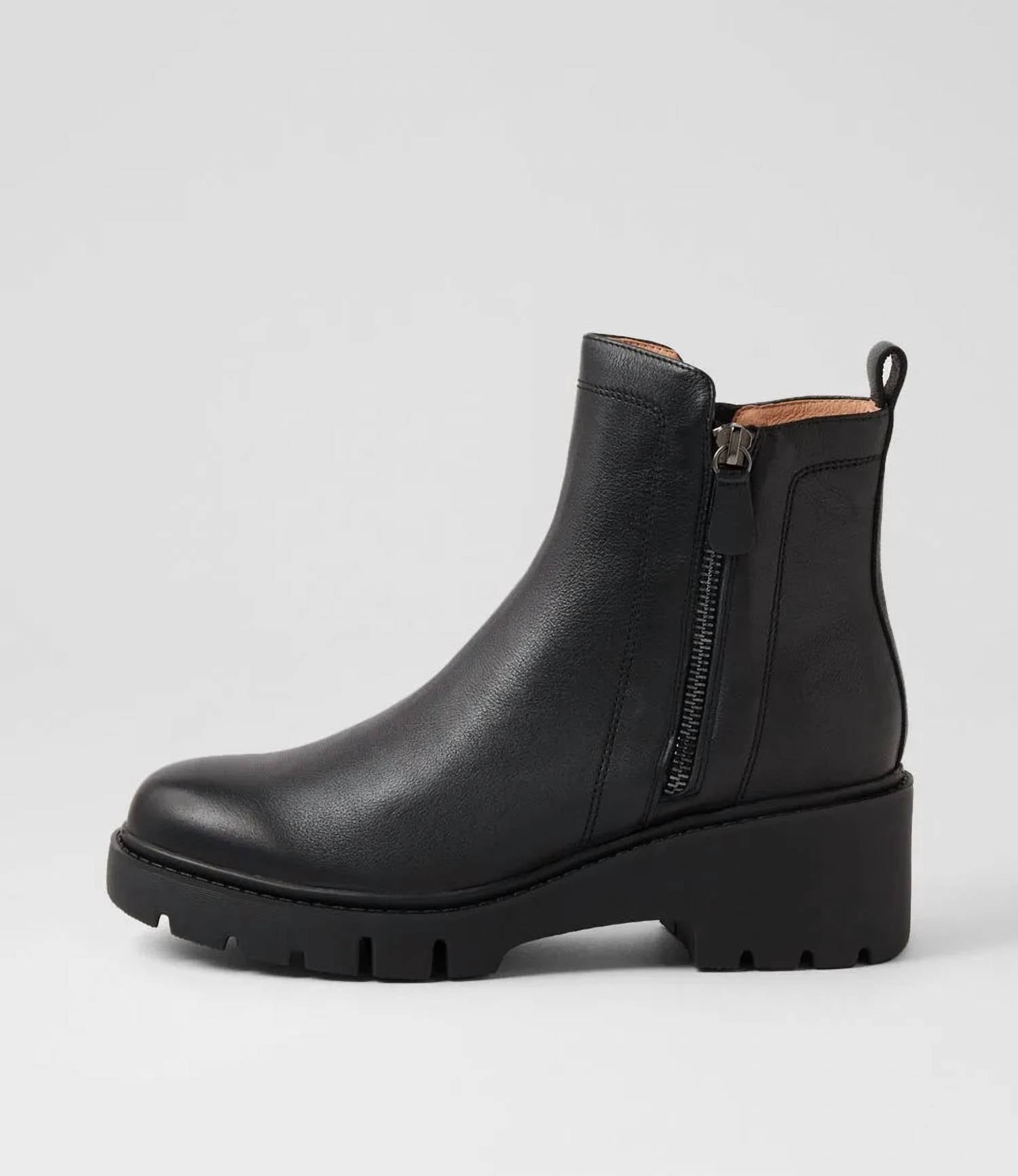 Django & Juliette - Women's Umee Ankle Boots
