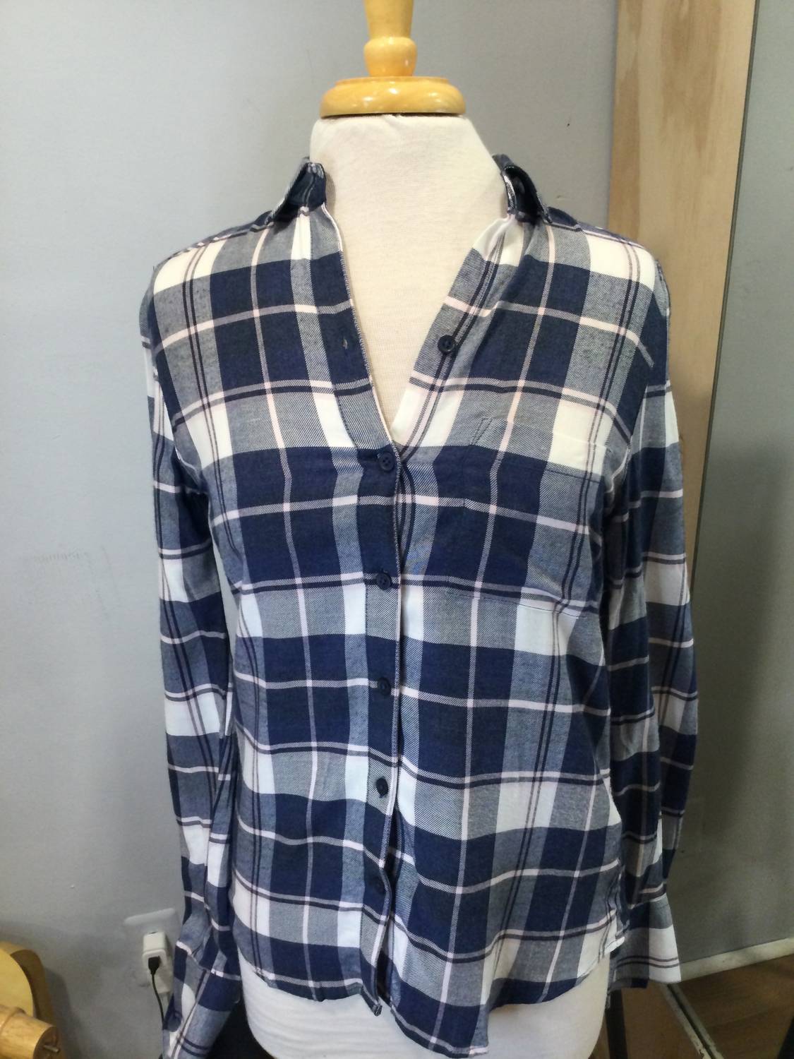 Beachlunchlounge - Women's Charley Plaid Button Down Shirt