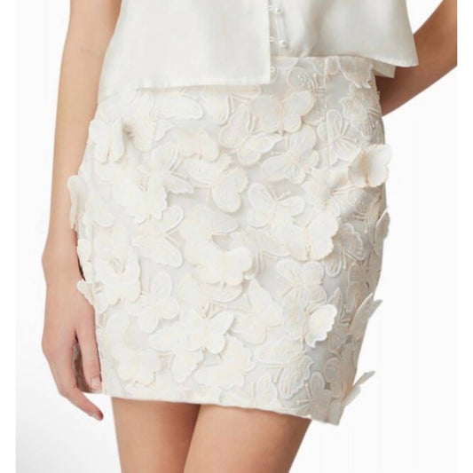 Elliatt - Butterfly Appliqué Mini Skirt