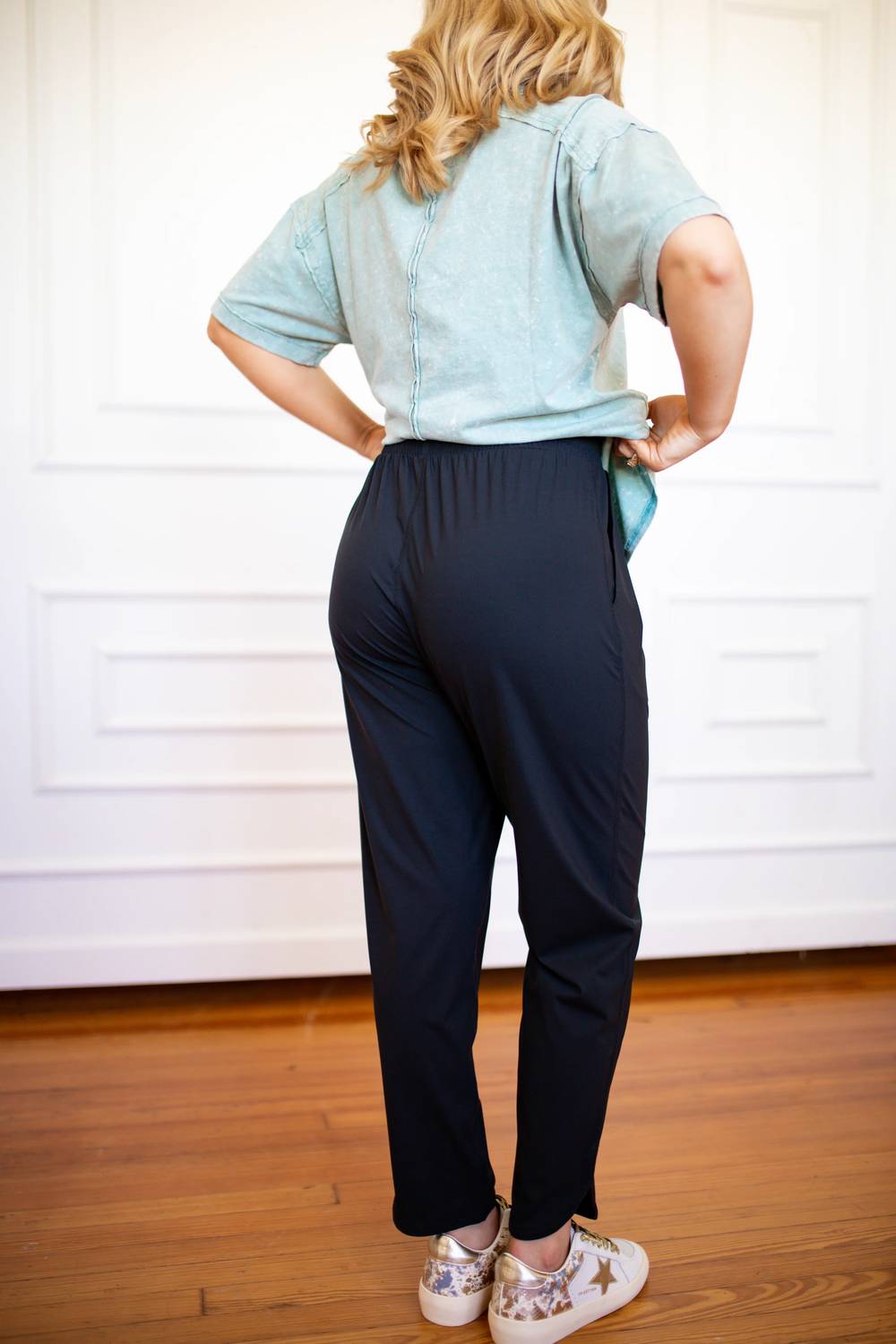 Mono B - Curved Notch Hem Jogger Pants