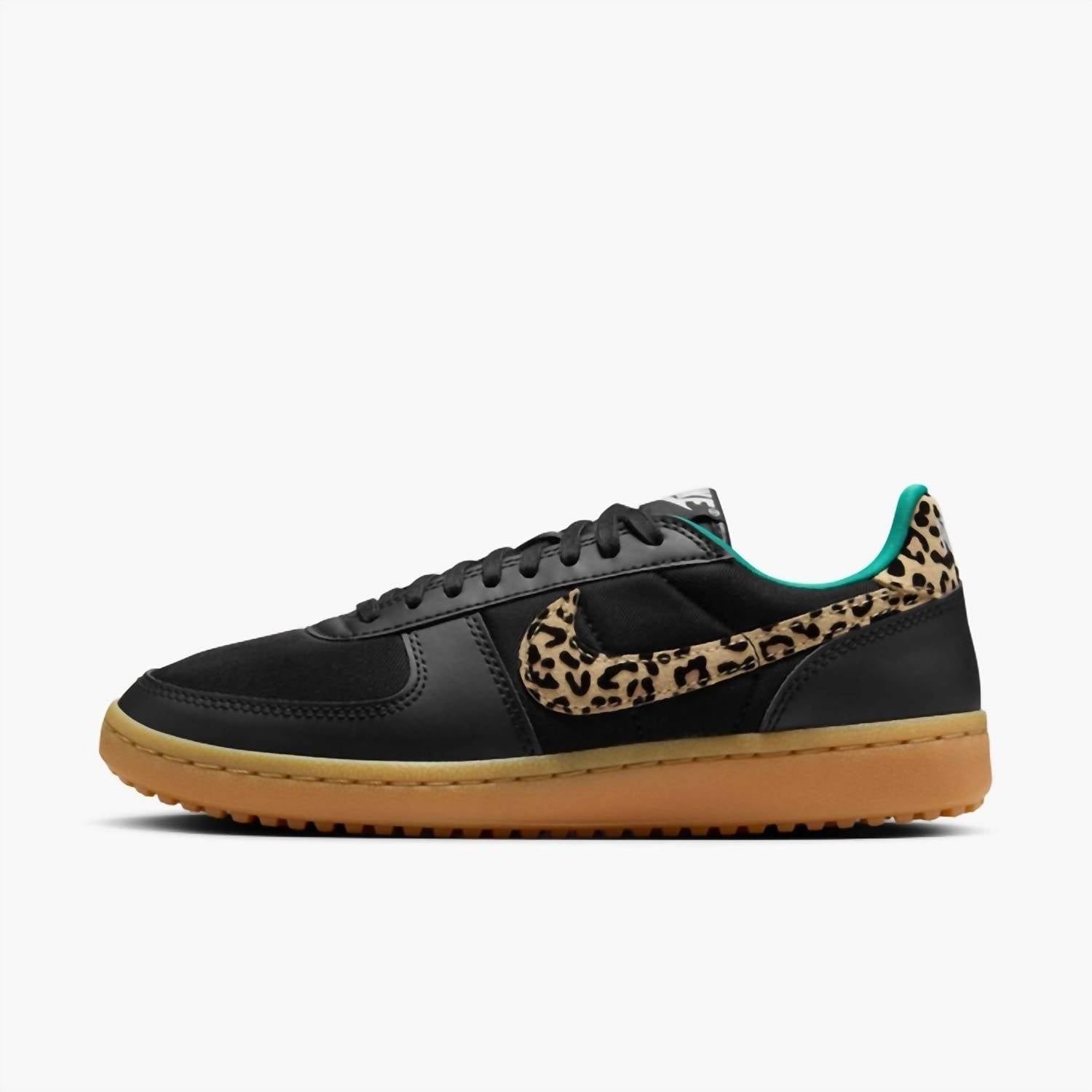 Nike - Women's Field General Se Sneakers