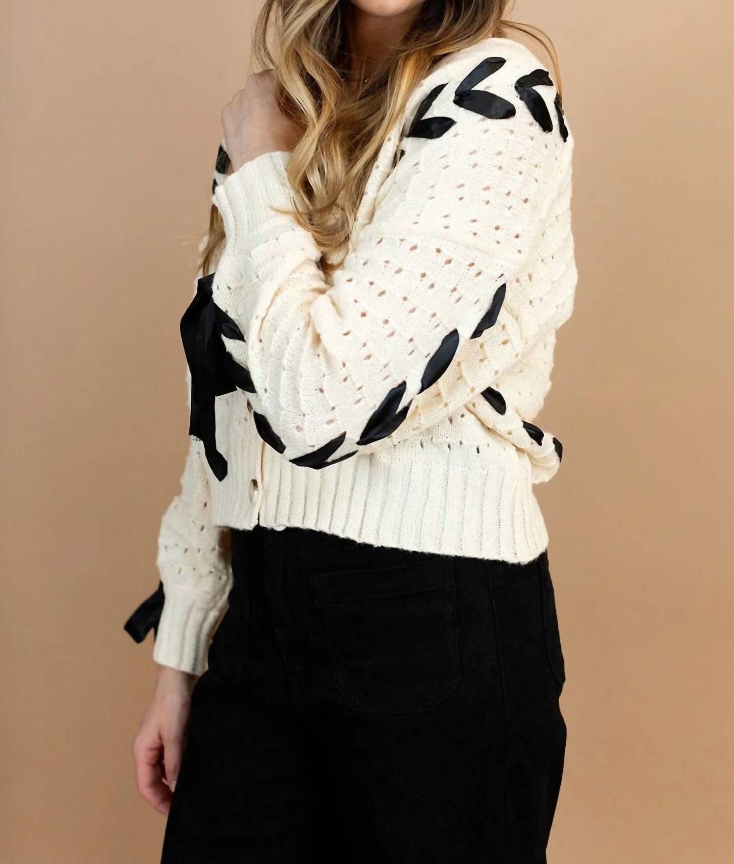 Bibi - Lexie Cropped V-neck Cardigan