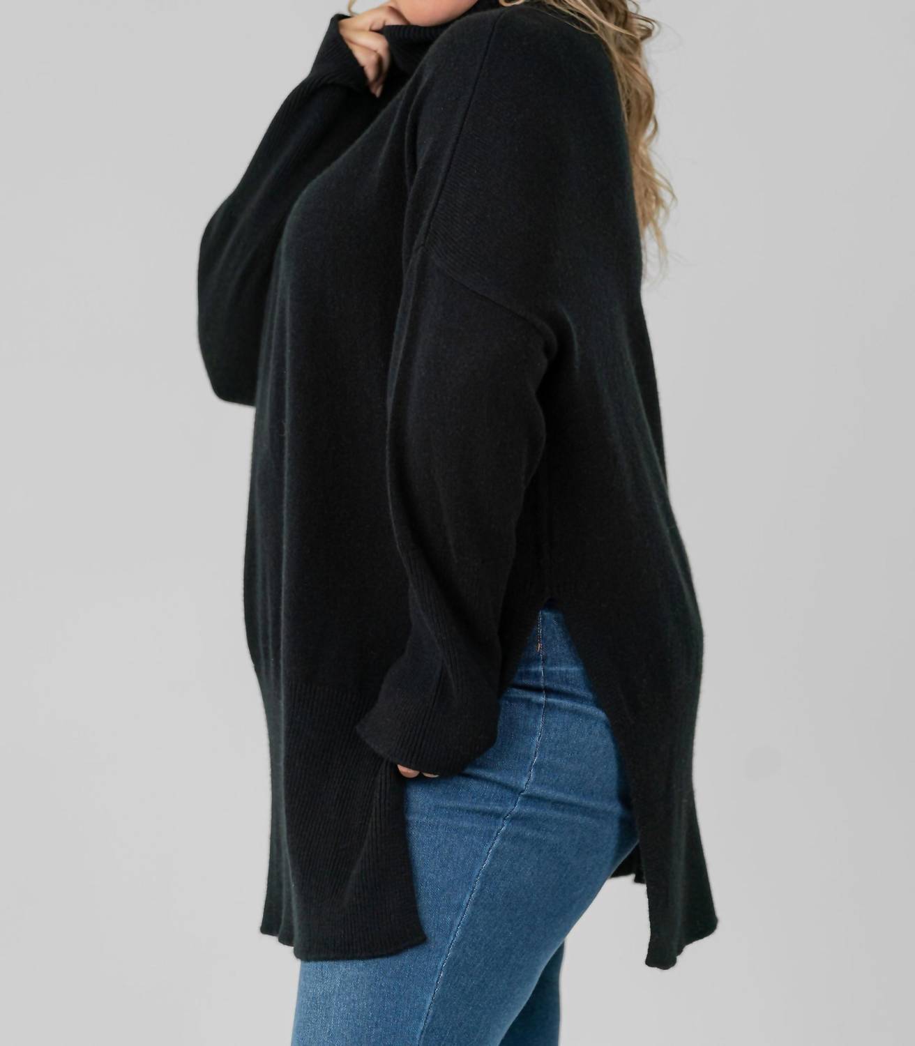 Maison Montagut - Long Loose Wool And Cashmere Sweater
