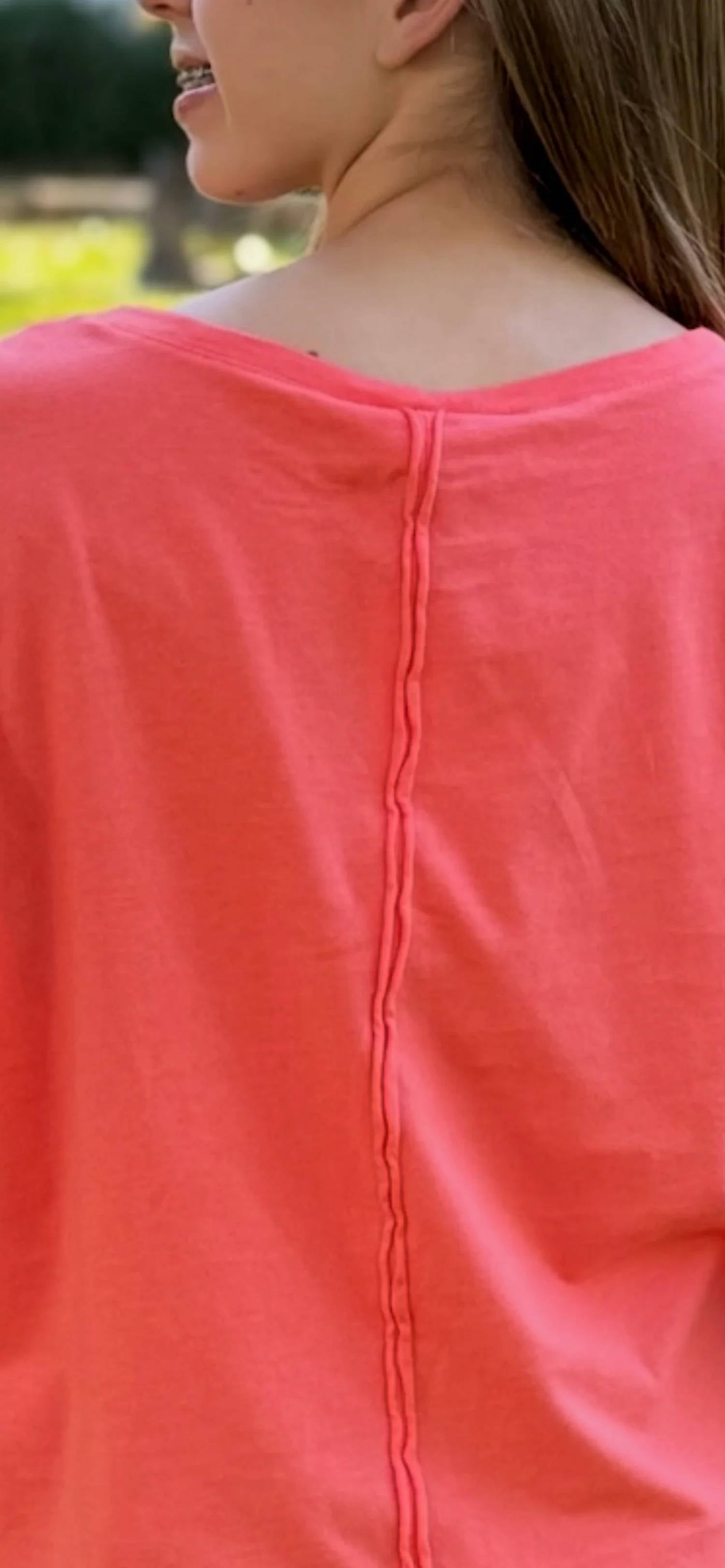 Yelete - Round Neck T-shirt