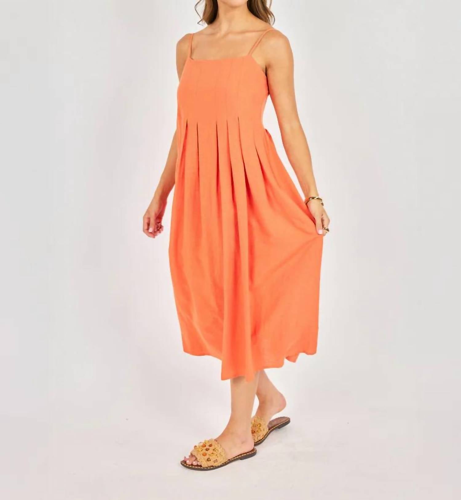Sadie & Sage - Good Day Pleated Midi Dress