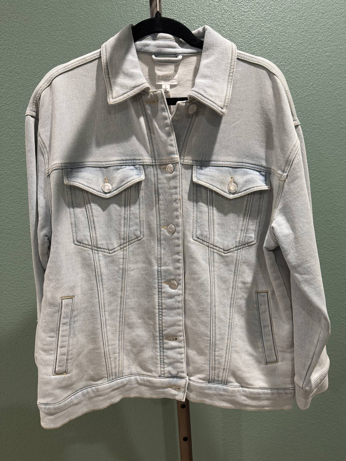 Z Supply WOMEN'S MILES DENIM JACKET in sub bleached indigo - women's jacket