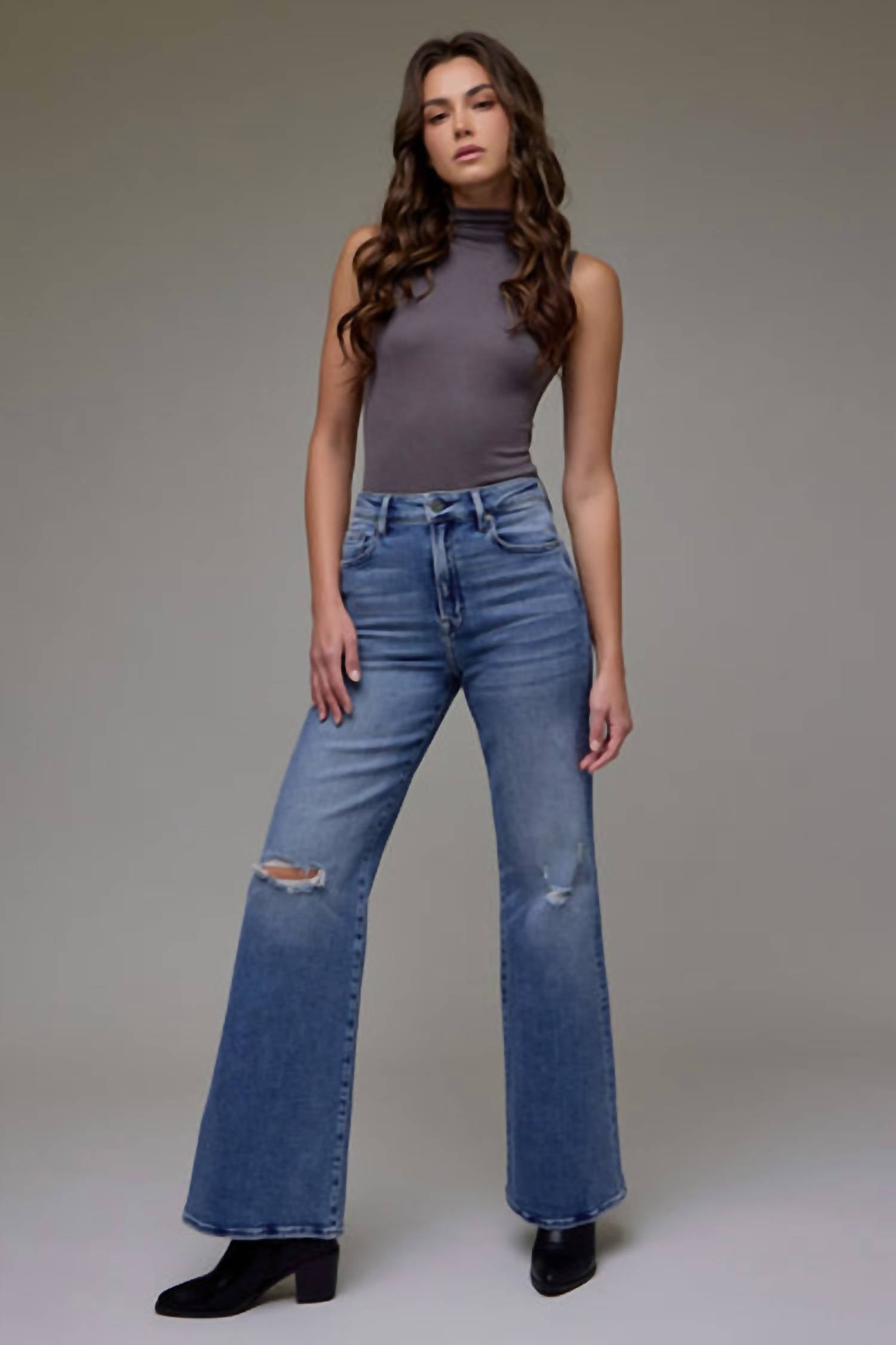 Hidden - Happi Knee Distressed High Rise Comfort Flare Jean