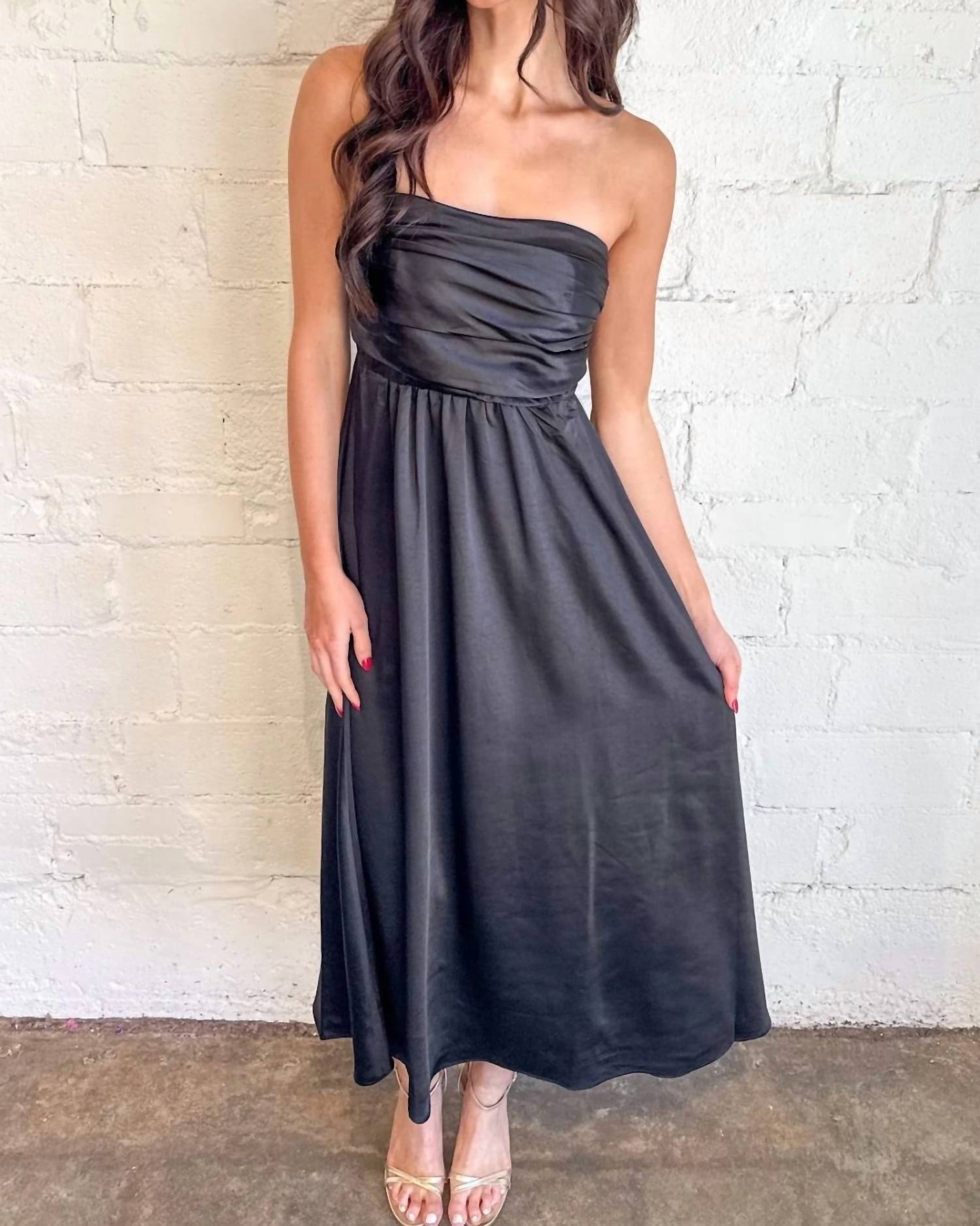 Needii - Cinnamon Twist Maxi Dress