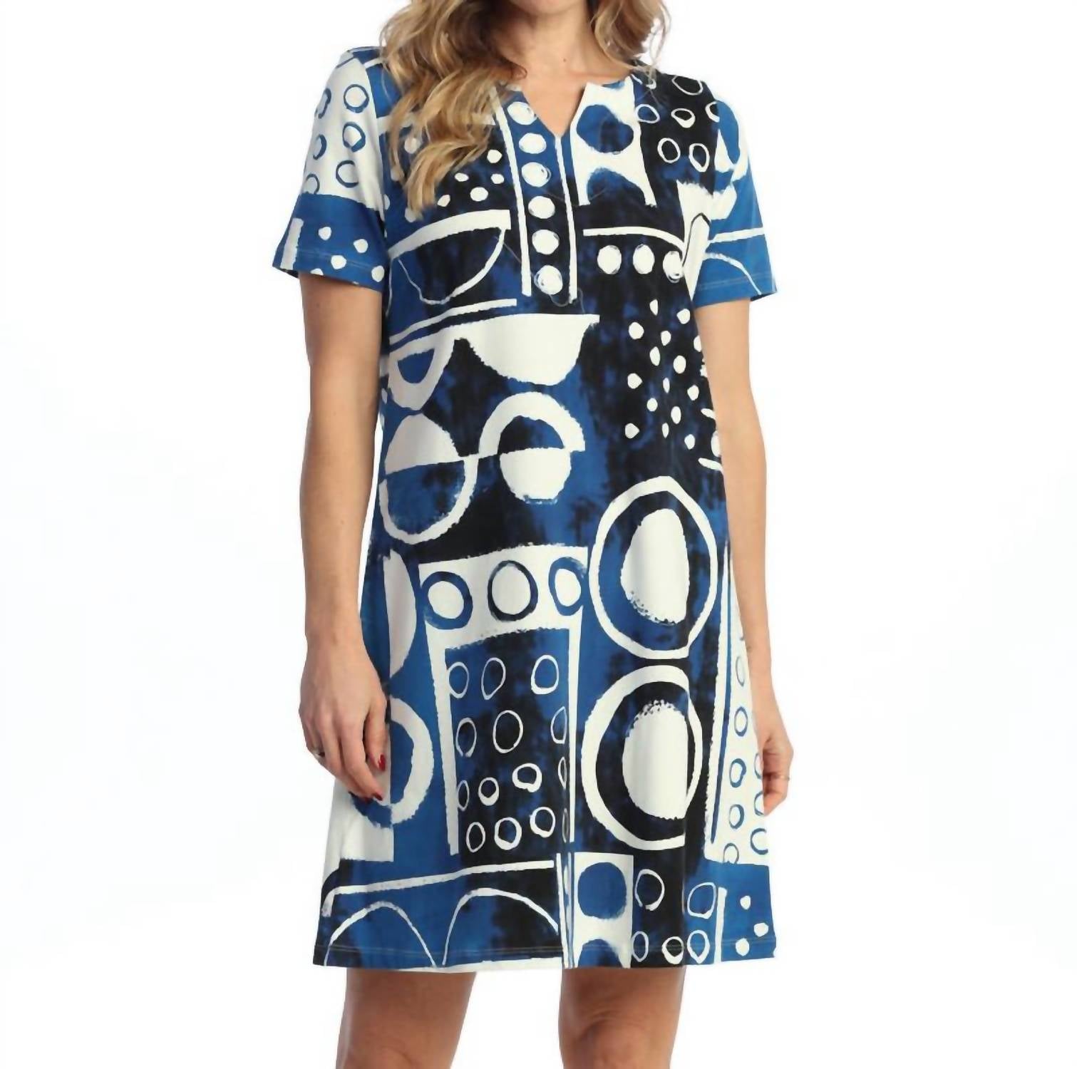 Jess & Jane - Dottie Notch Neck Shift Dress