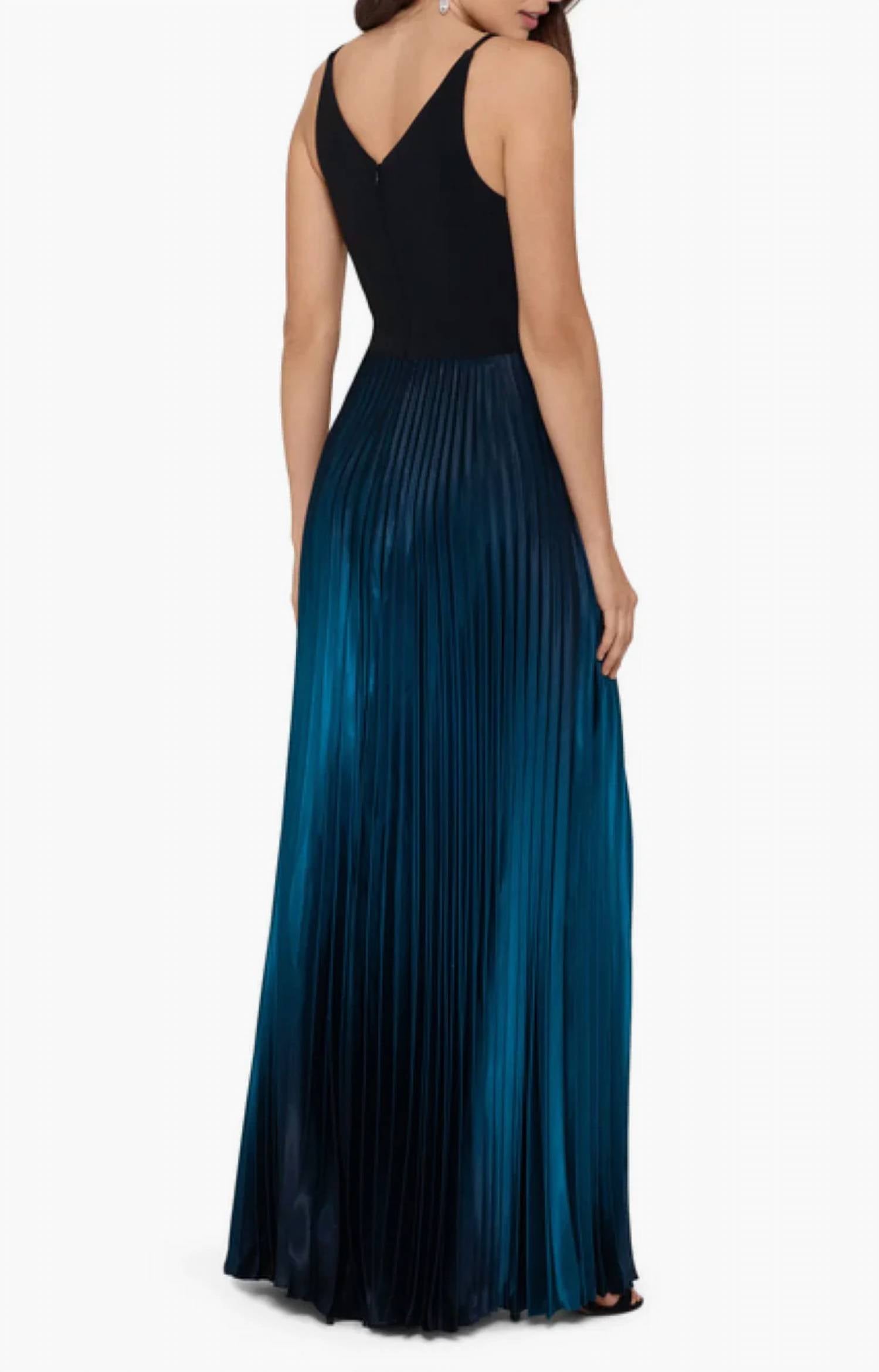 Aqua - Long Ity V-neck Ombre Evening Gown