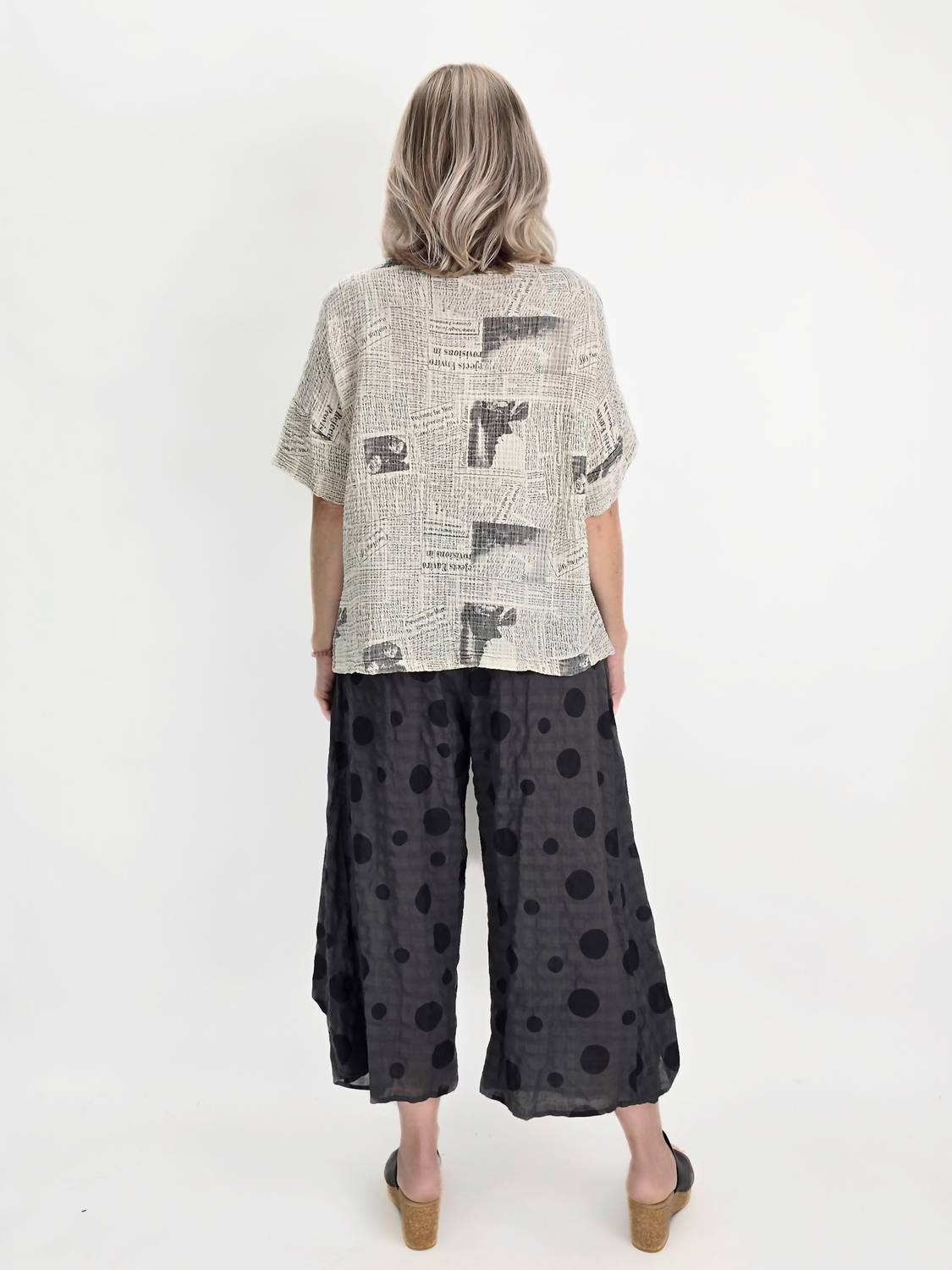 Chalet Et Ceci - Tia Natural Yarn Short Sleeve Top