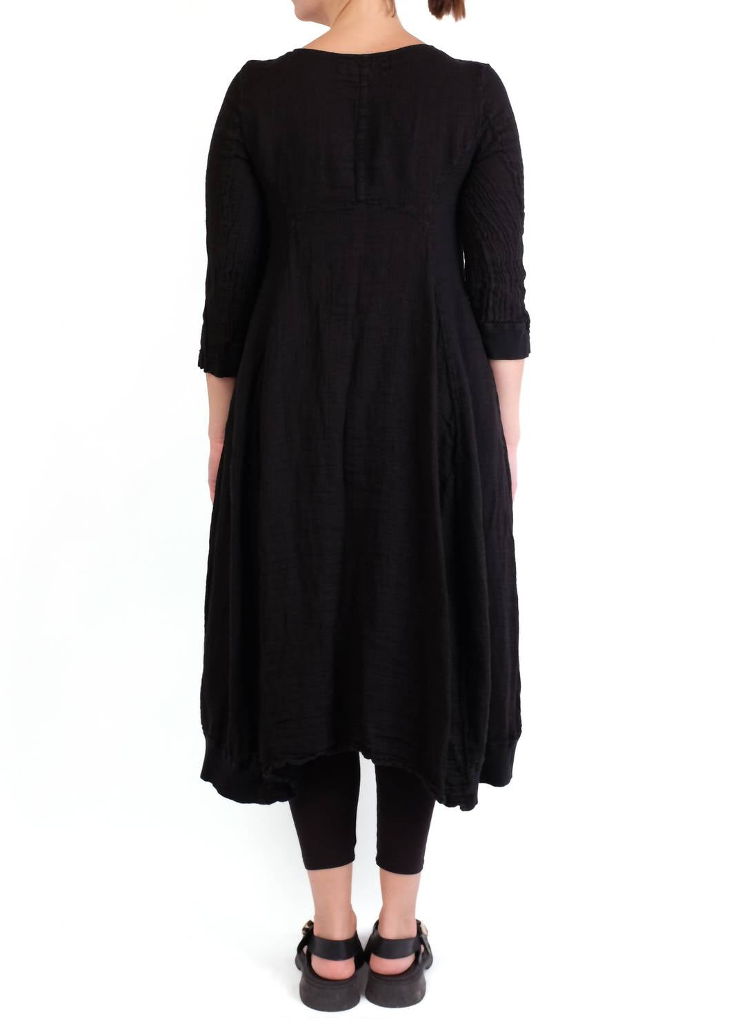 Grizas - Three Quarter Sleeve Midi Dress