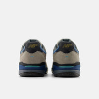 New Balance - Men's Numeric Andrew Reynolds 933 Sneakers