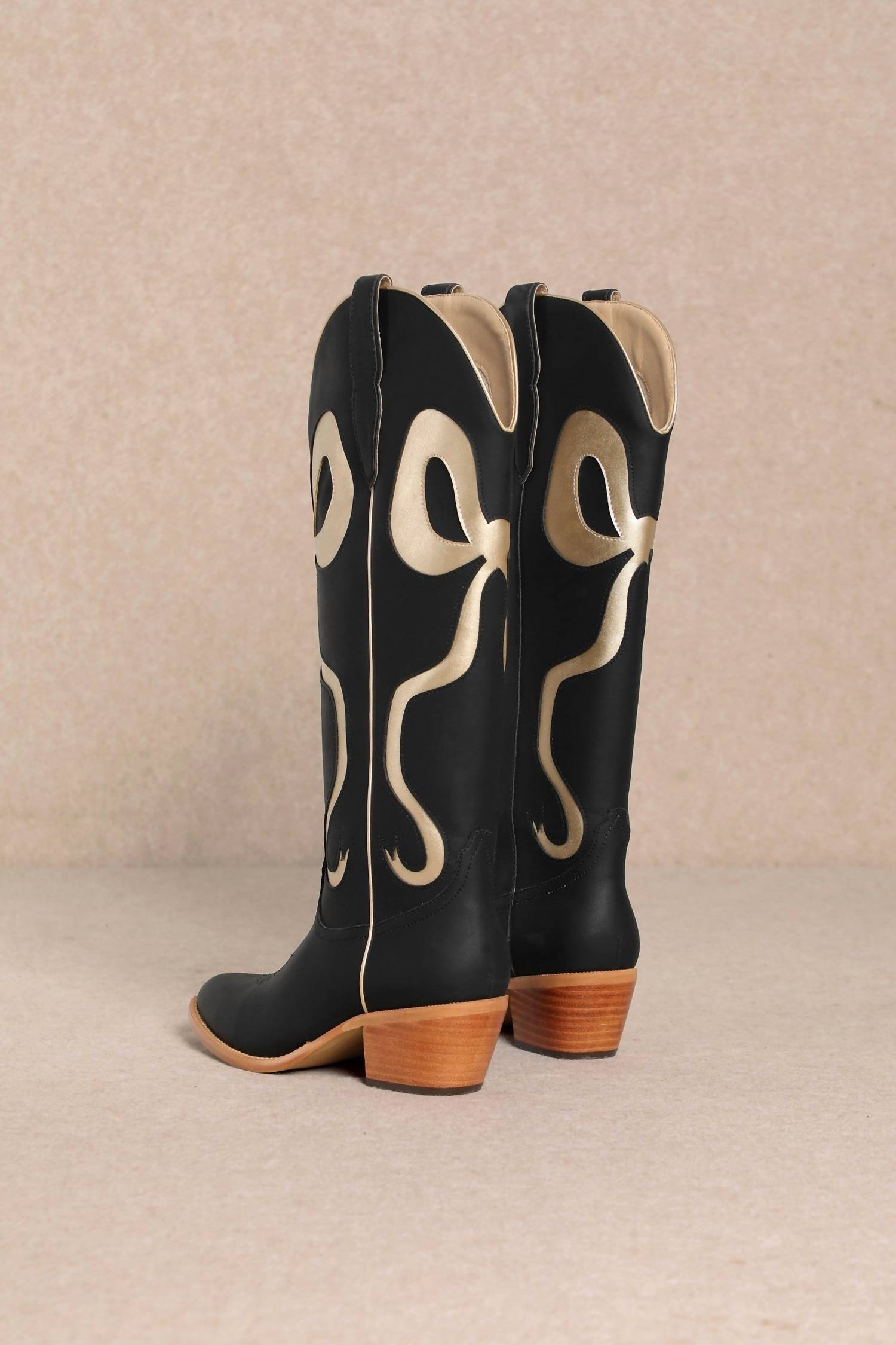Miracle Miles - Women's Bow Boots