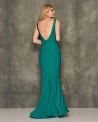 Dave & Johnny - Sleeveless Long Gown