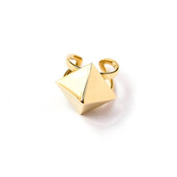 Avenue Chic - Women's Pyramis Ring