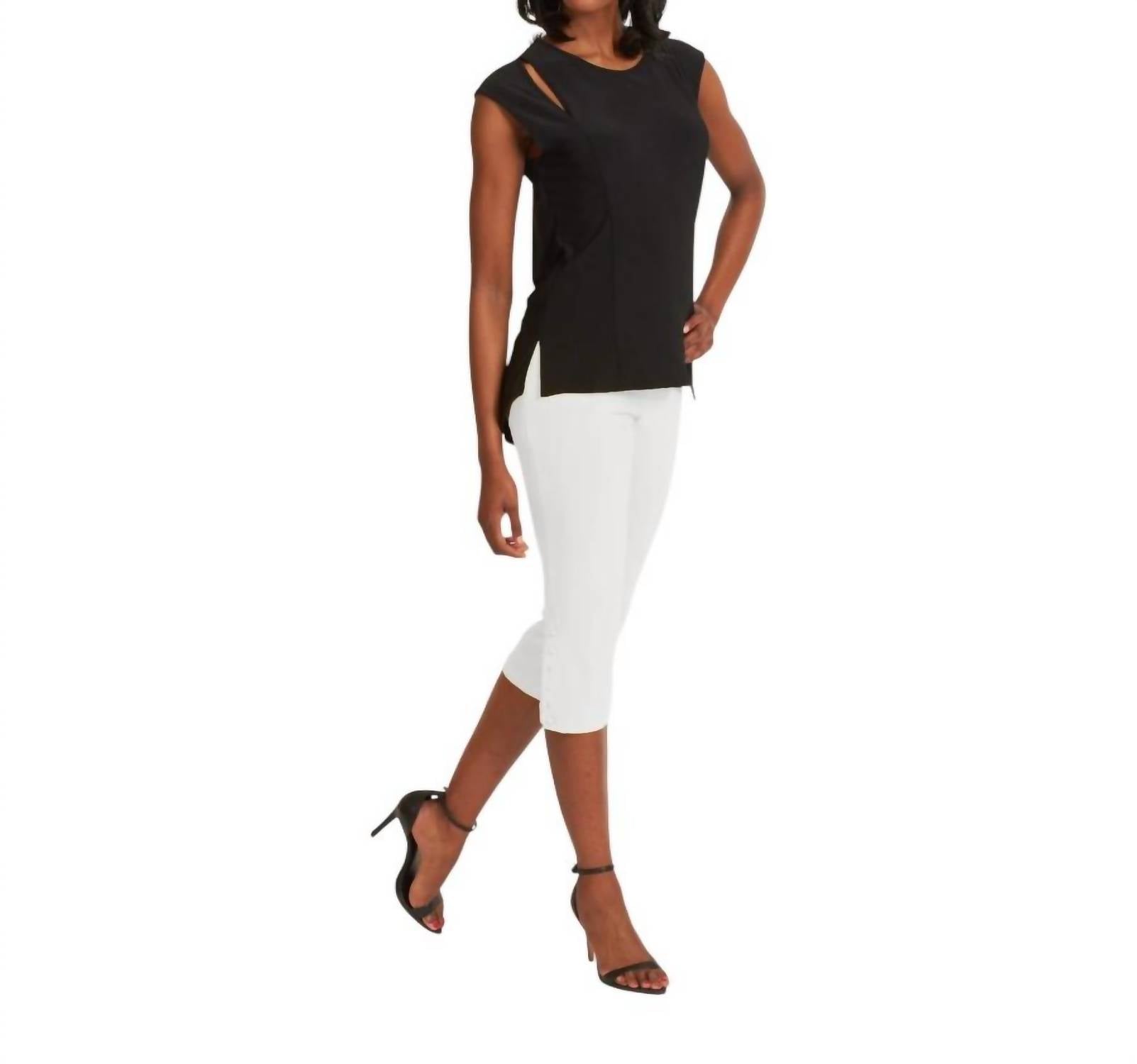 Frank Lyman Silky Jersey Knit Pull On Capris Pants in white - women's pants