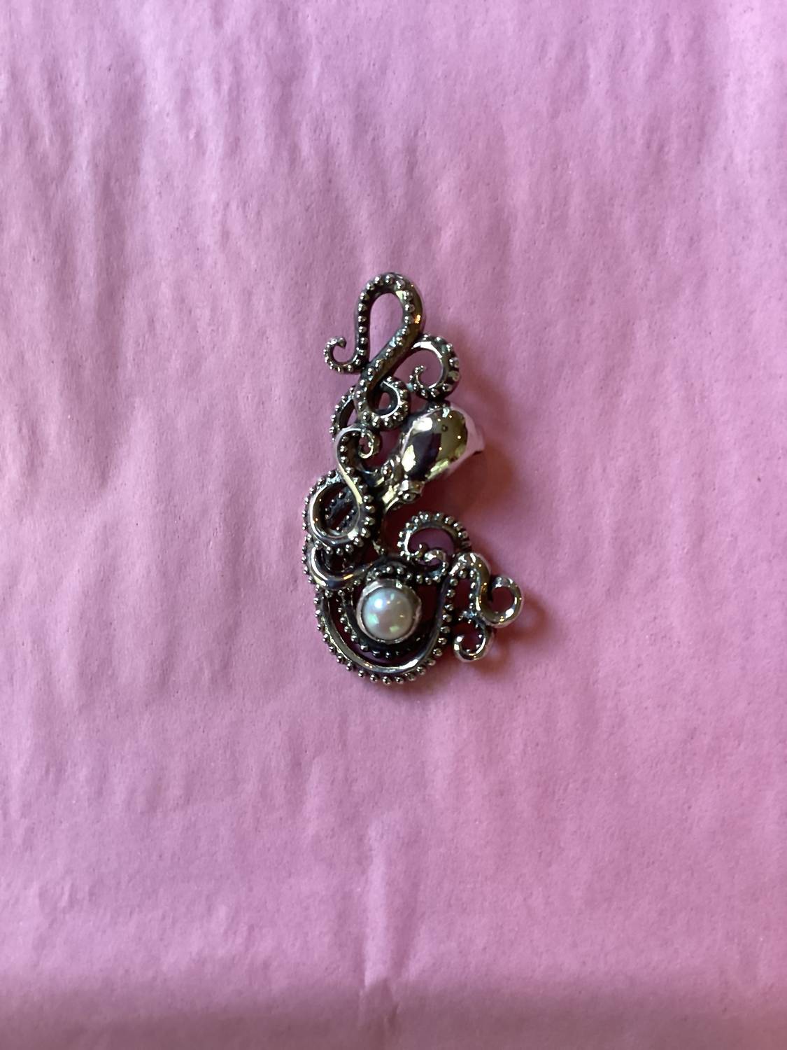 Sassafras Hawaii - Women's Octopus Pendant
