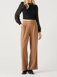 Dex - LONG SLEEVE SMOCKED WOVEN TOP