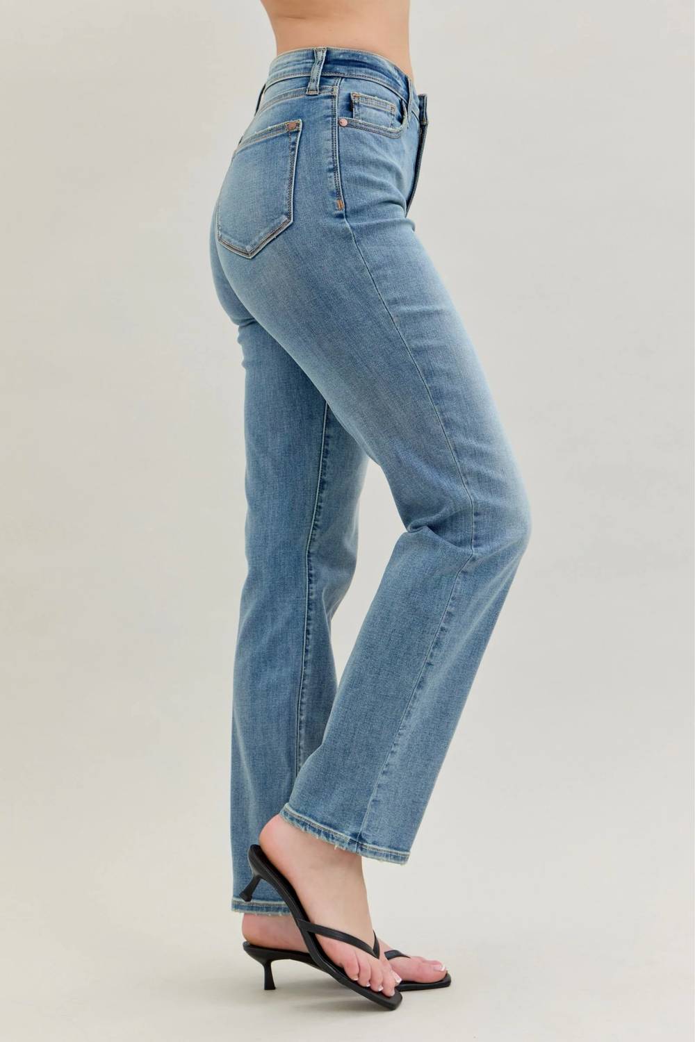 Judy Blue - High Waisted Straight Fit Jean