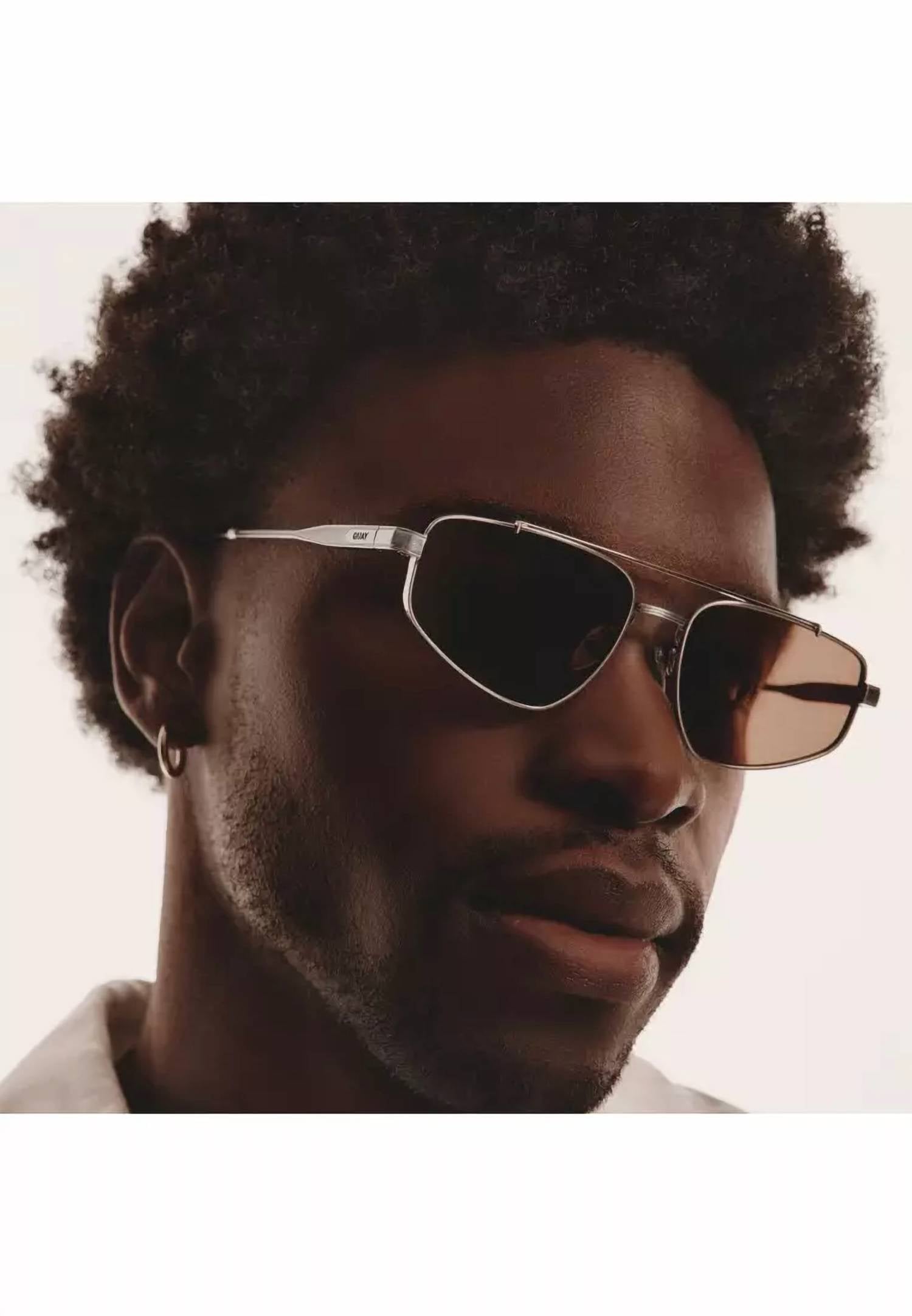 Quay - Pit Stop Sunglasses