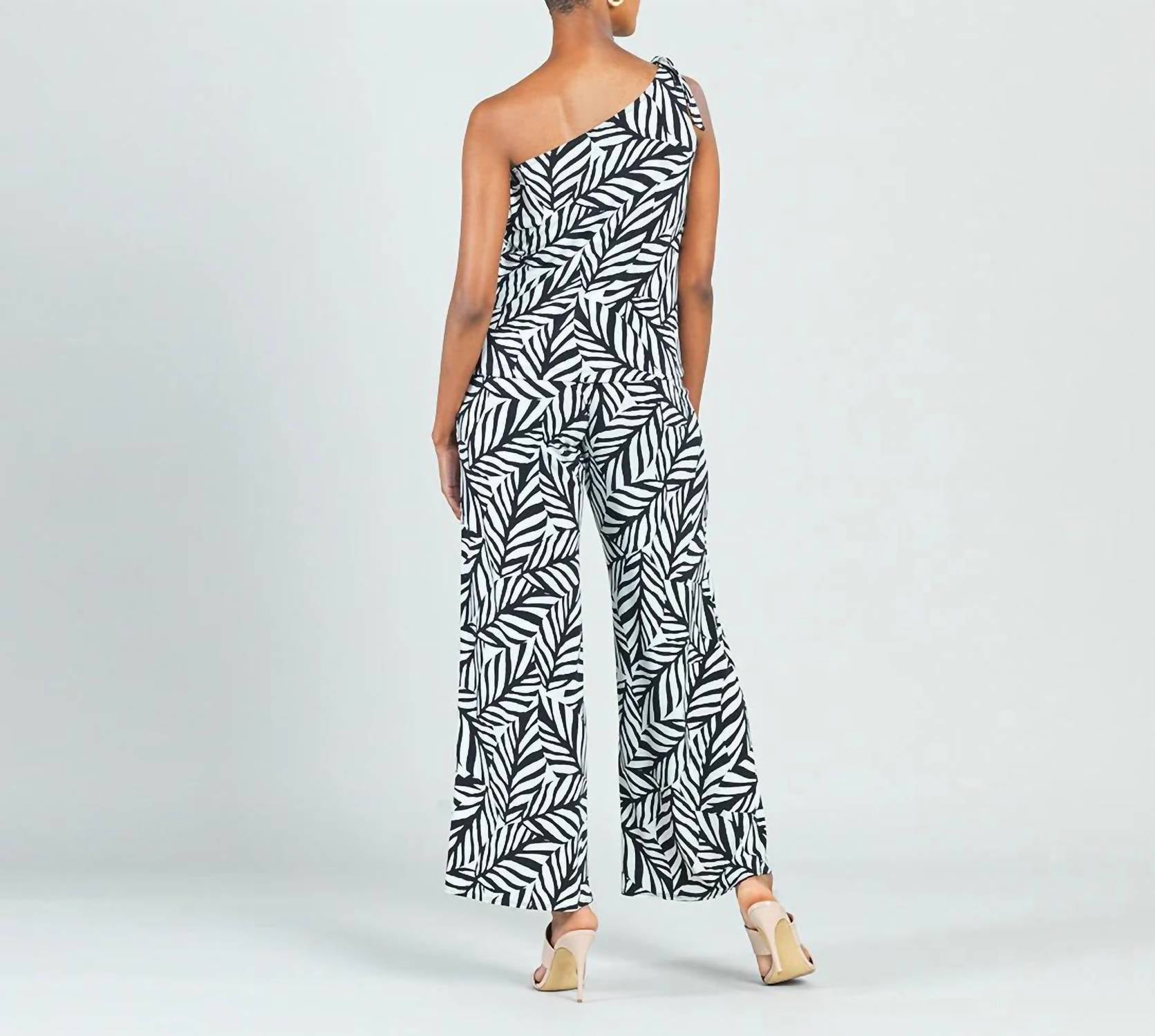Clara Sun Woo - One Shoulder Top