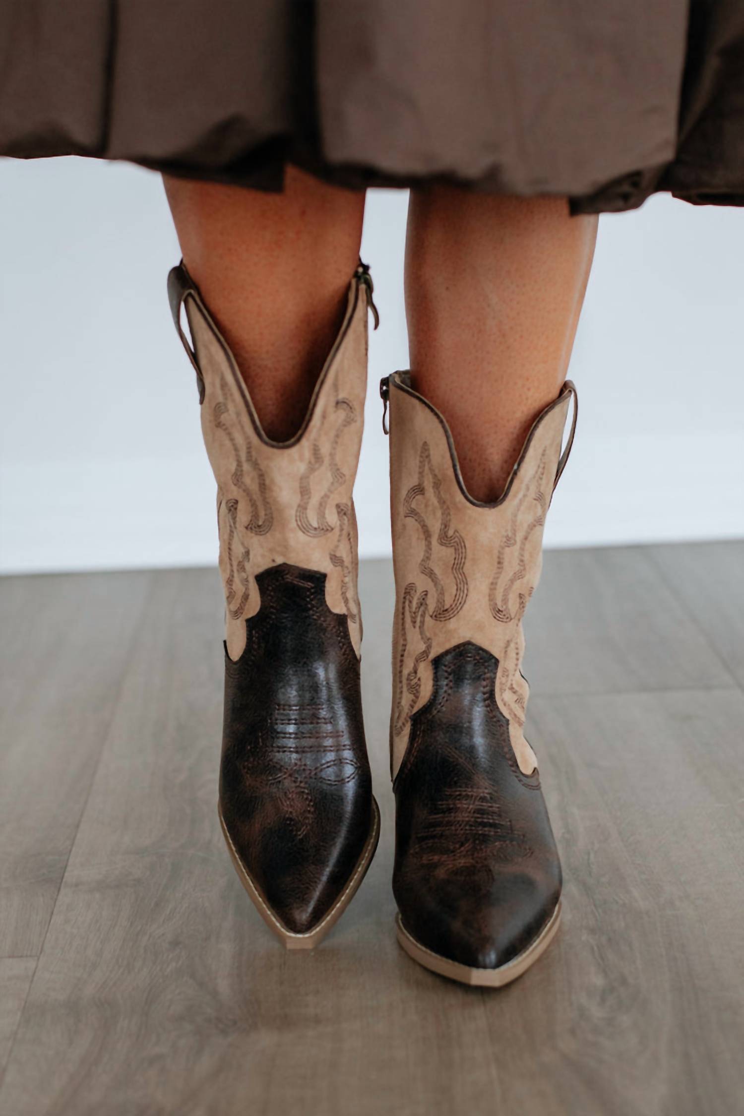 Corkys Footwear - Women's Somebody's Problem Western Boot