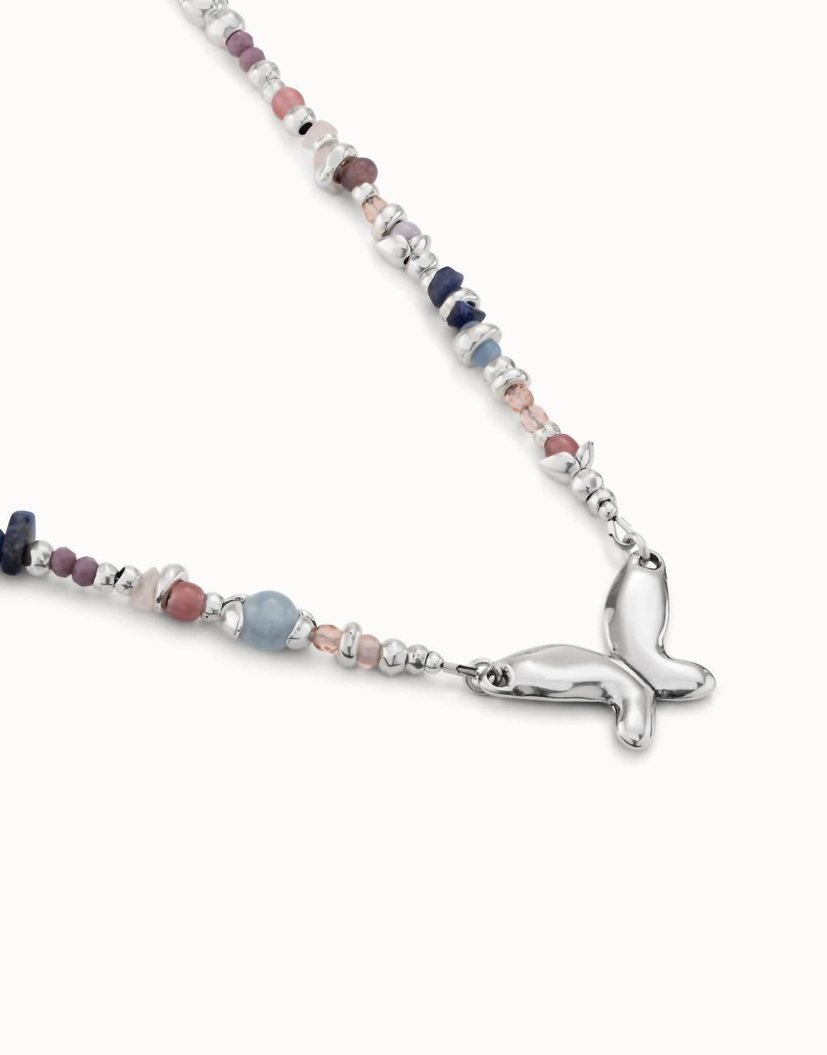 Unode50 - Women's Short Beaded Necklace With Butterfly