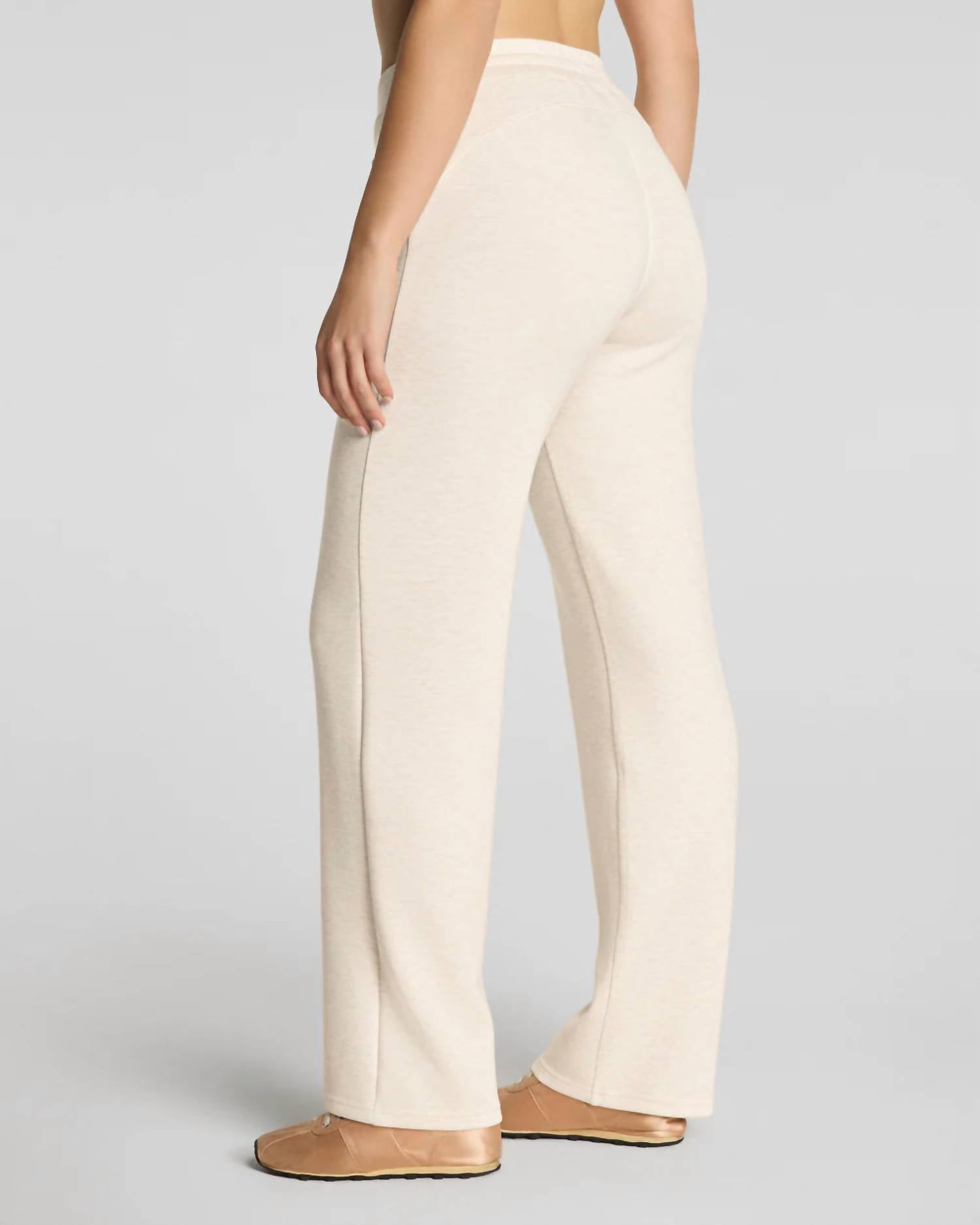 Spanx - Air Essentials Straight Leg Pant