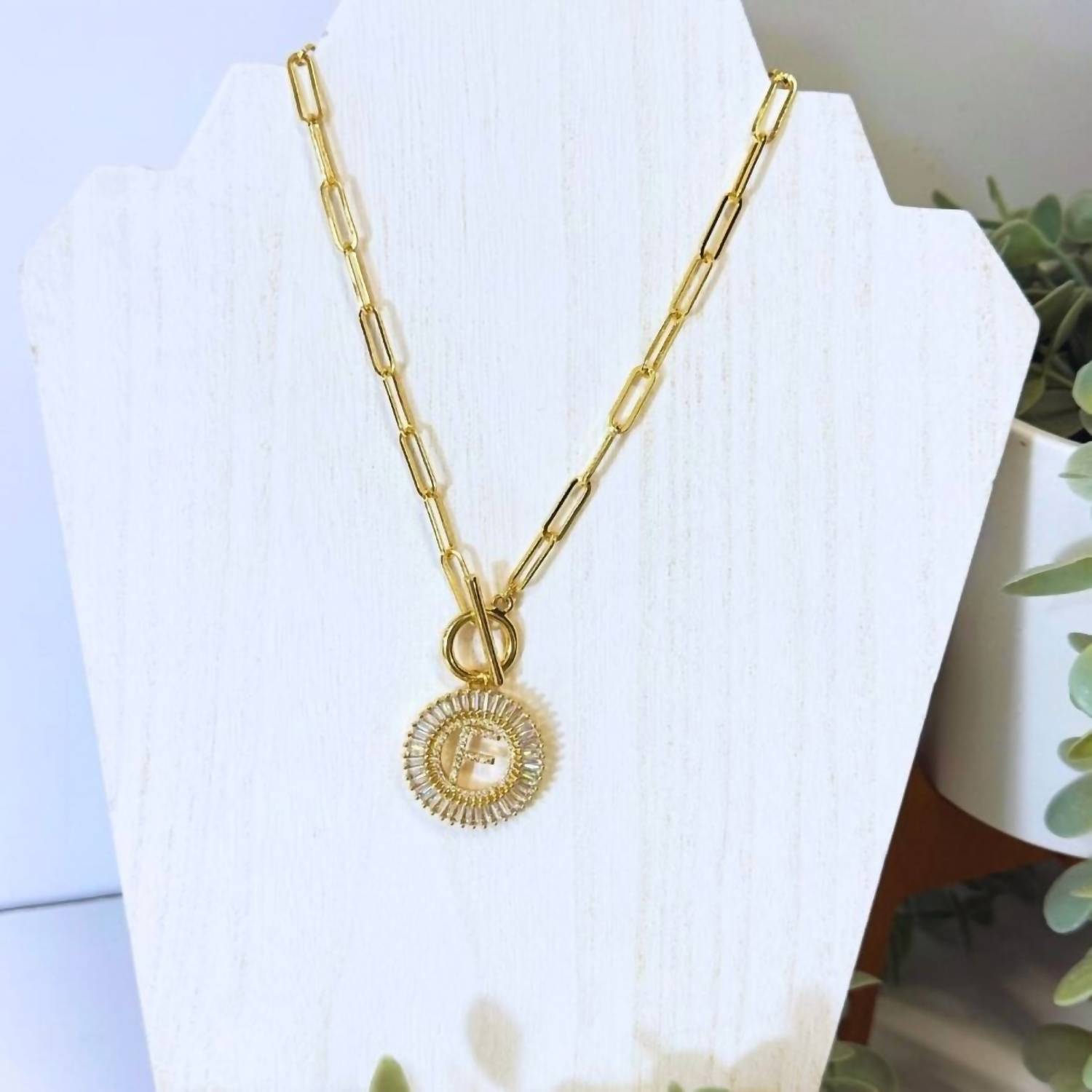 The Sis Kiss Women's Paperclip Radiant Initial Necklace in gold - women's jewelry