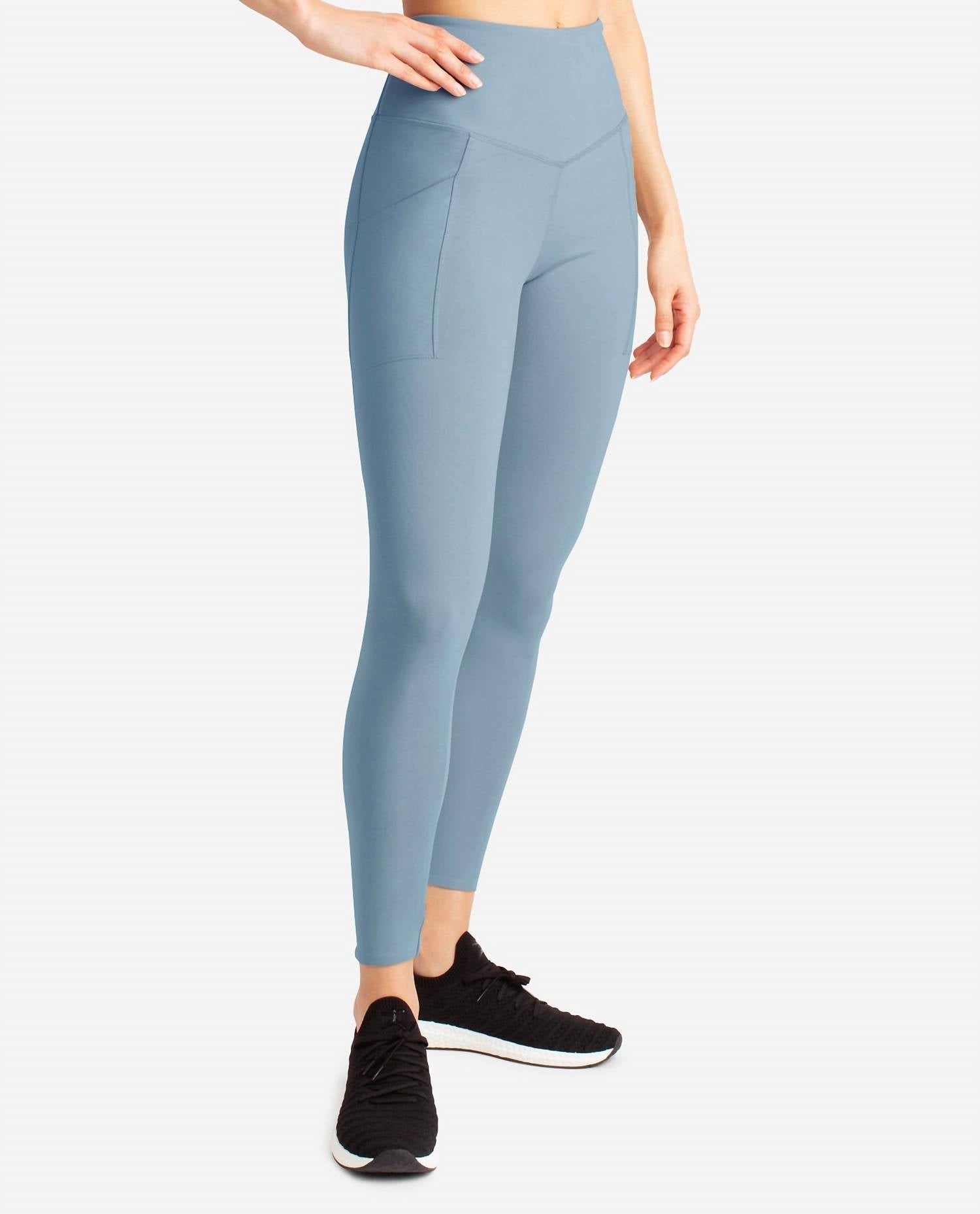 Danskin - Pacesetter 7/8 Legging